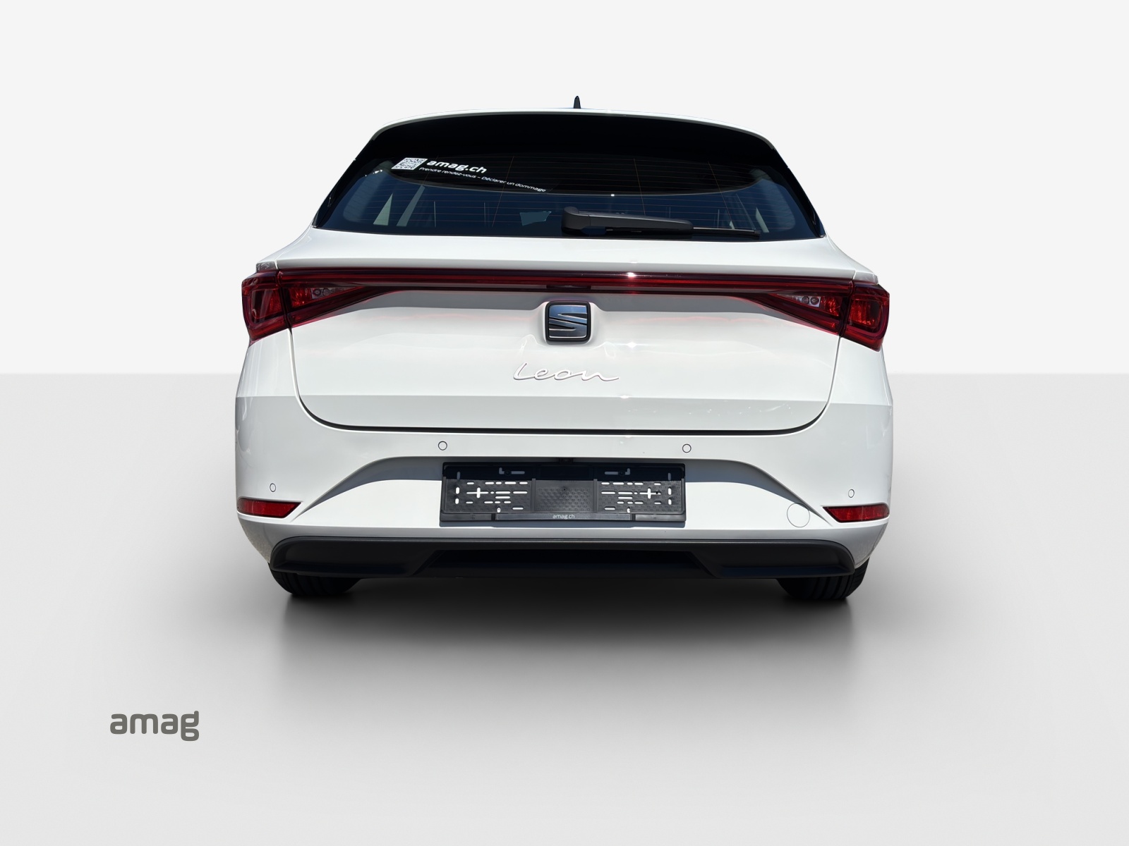 SEAT Leon ST 1.5 eTSI mHEV DSG Style-image-3