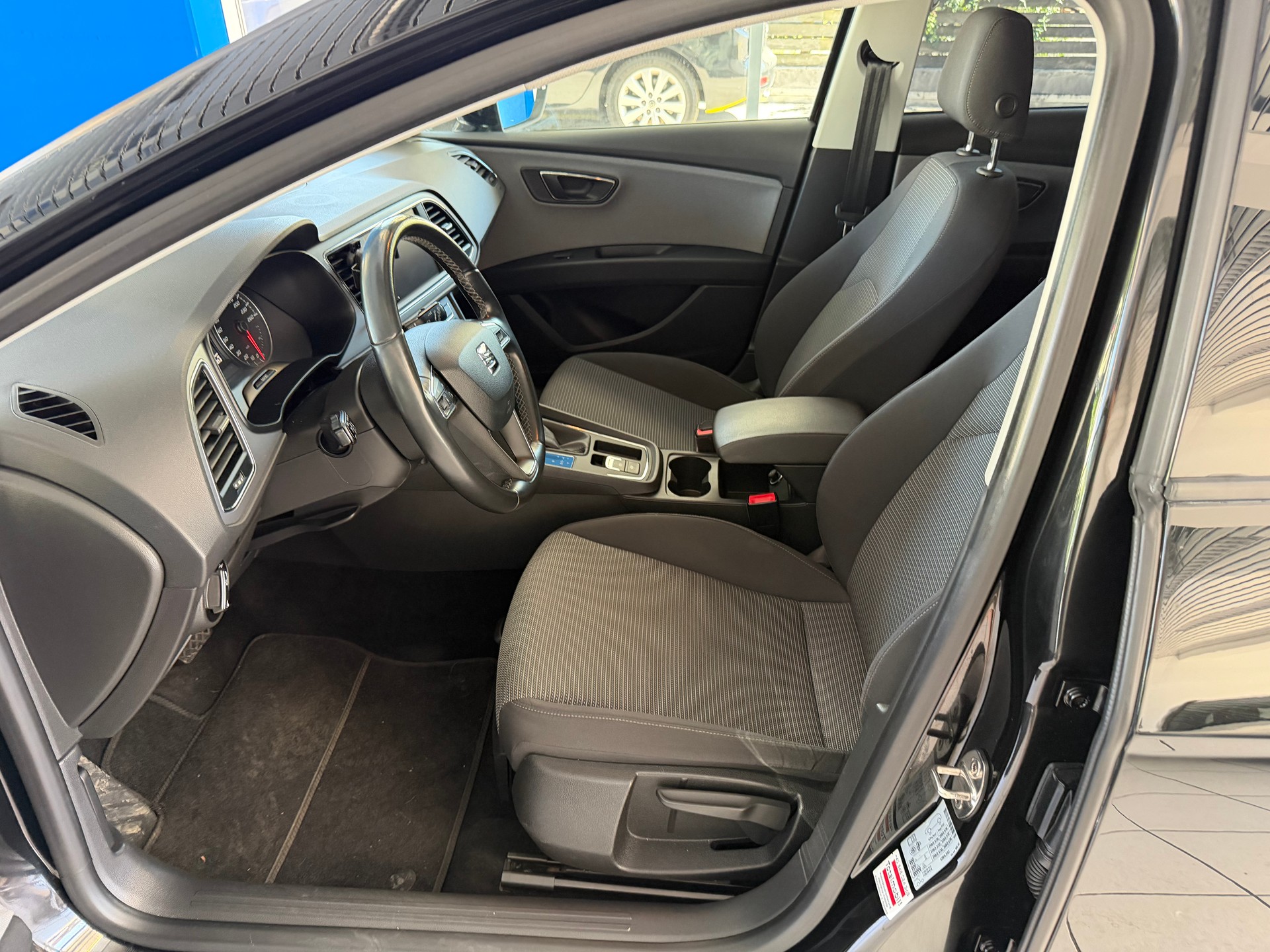 SEAT Leon 1.4 TSI ACT Style DSG-image-12