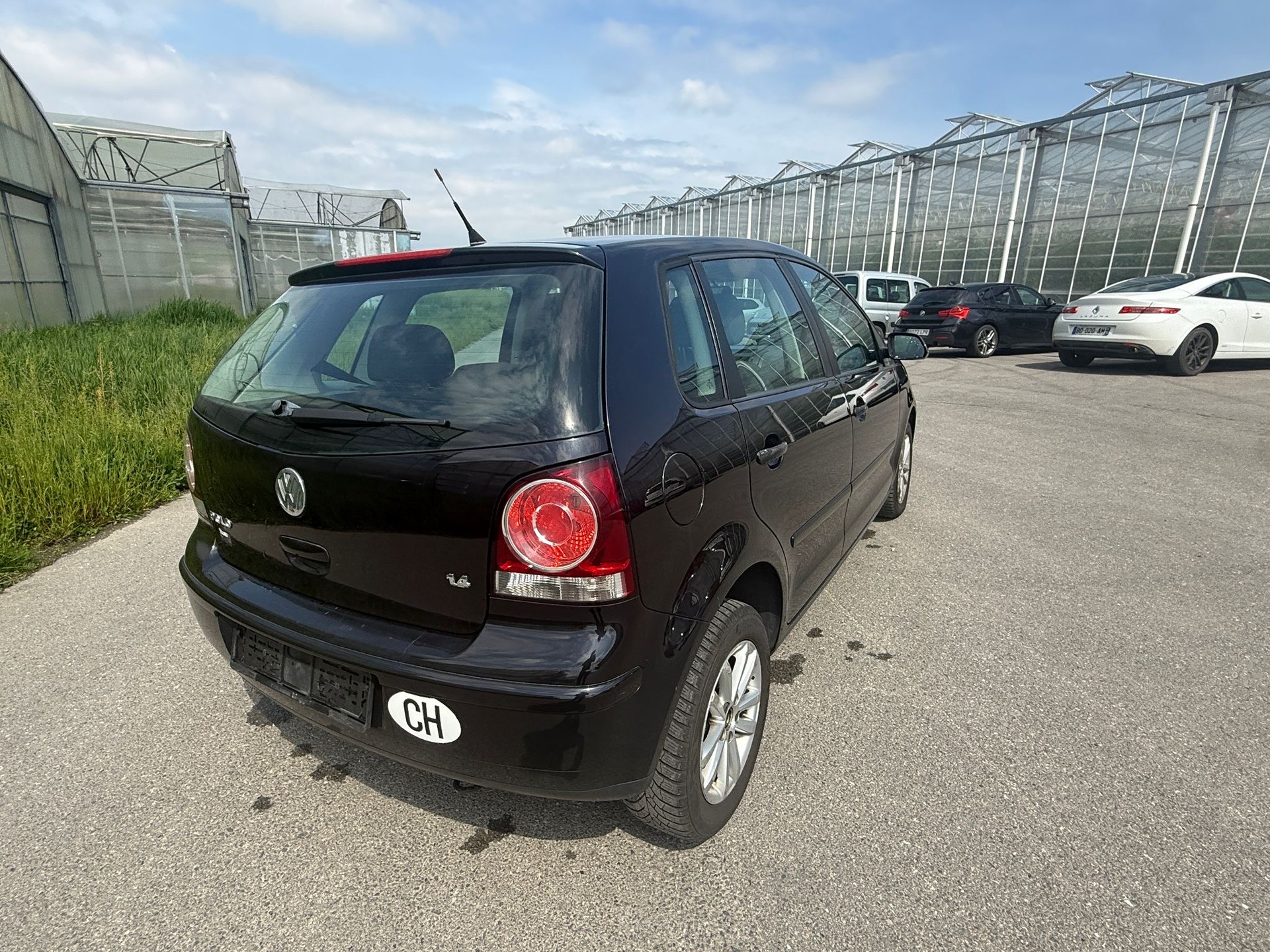 VW Polo 1.4 16V Comfortline Automatic-image-3