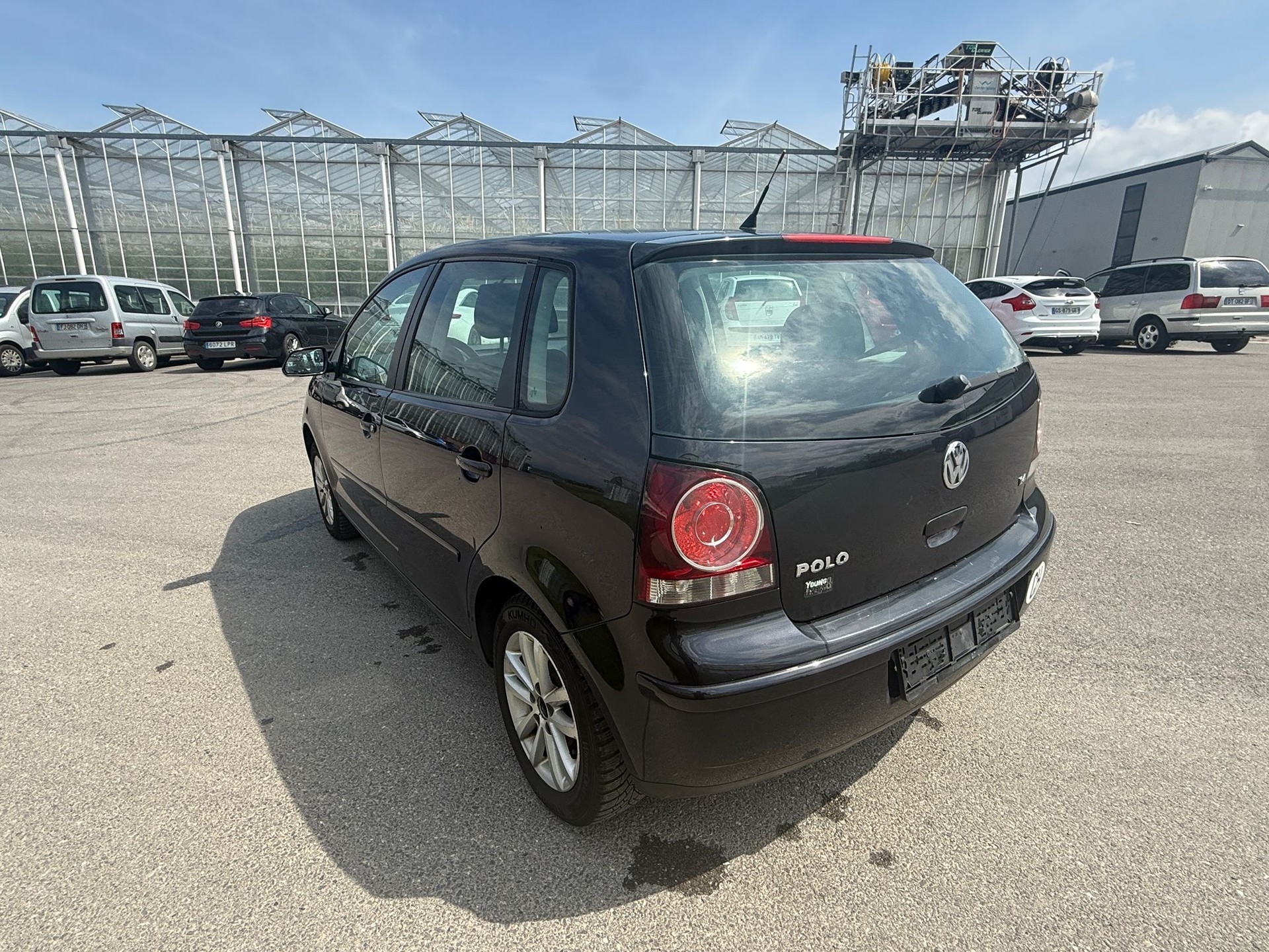 VW Polo 1.4 16V Comfortline Automatic-image-8