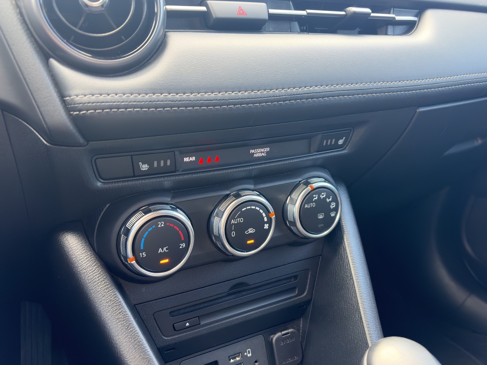 MAZDA CX-3 G 121 Ambition Plus-image-10