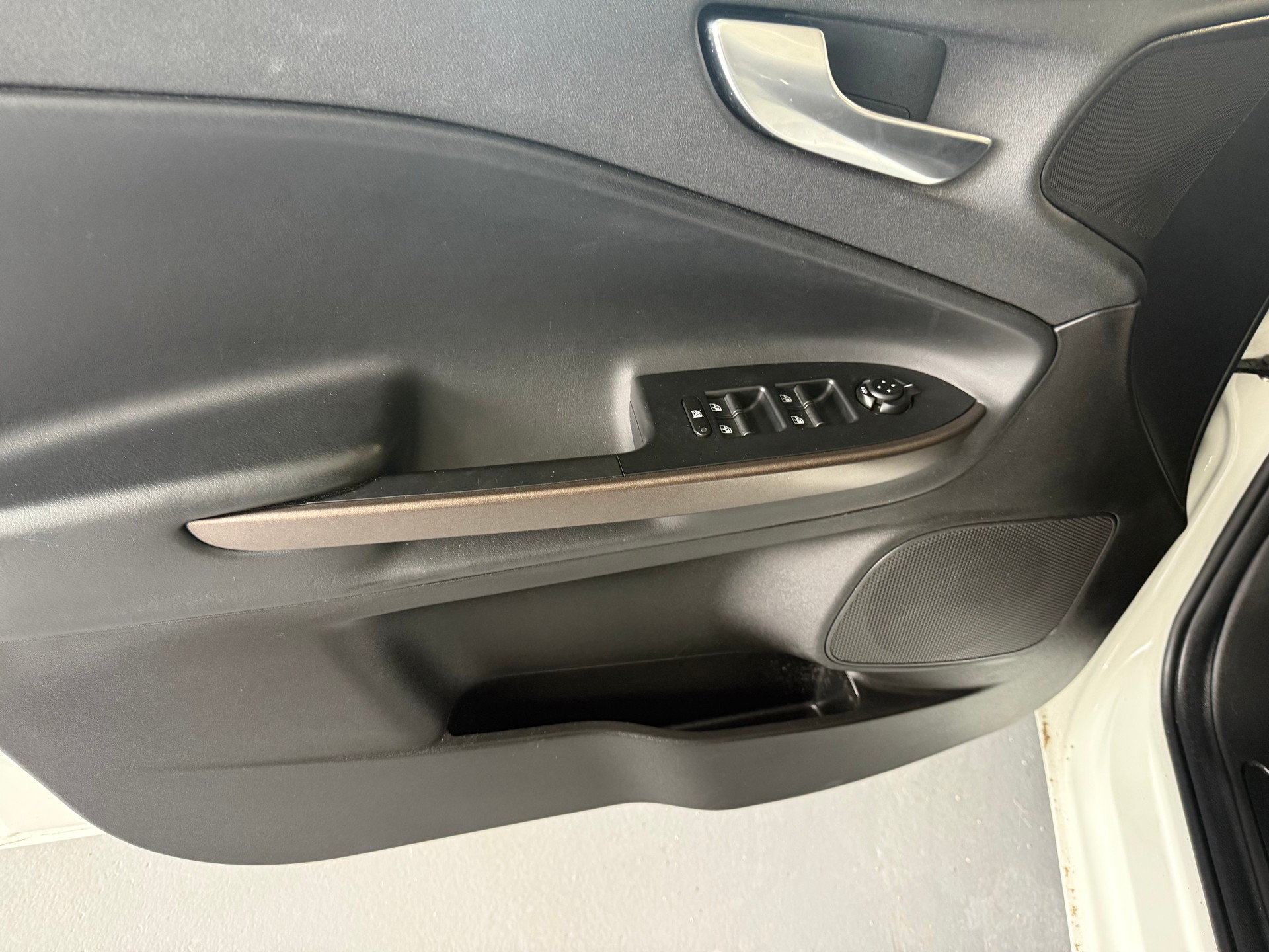 ALFA ROMEO Giulietta 1.4 MultiAir Distinctive TCT-image-14