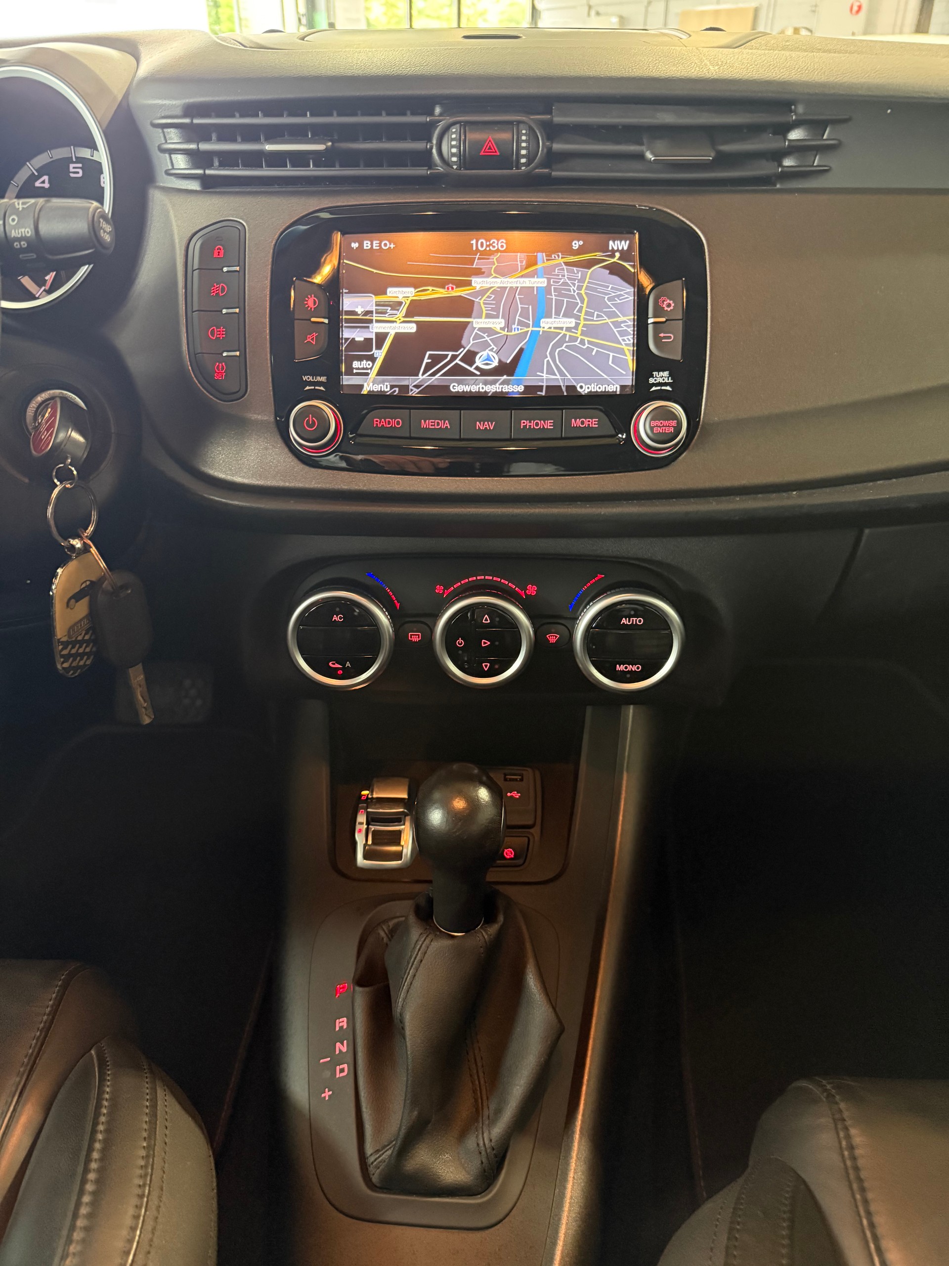 ALFA ROMEO Giulietta 1.4 MultiAir Distinctive TCT-image-9
