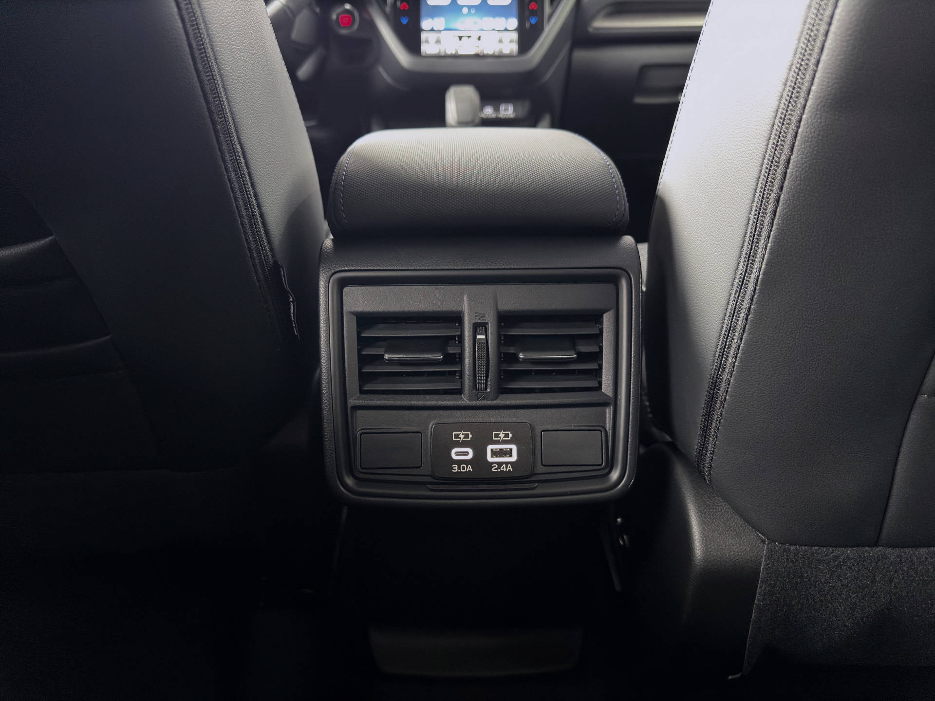 SUBARU Forester Station 2.0i e-Boxer Swiss Plus-image-11