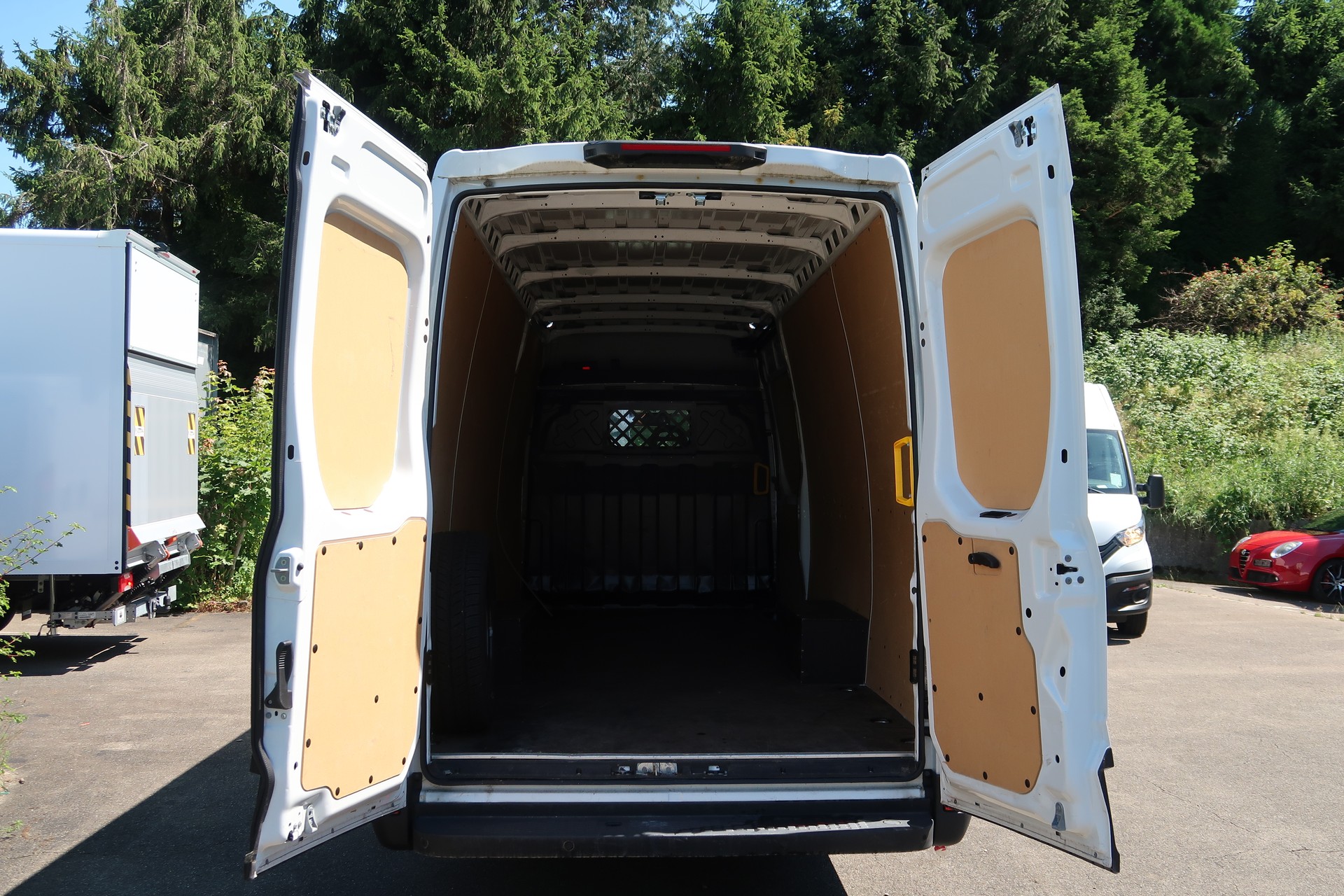 IVECO 35S16V Daily Eco Kasten Lang & Hoch-image-7