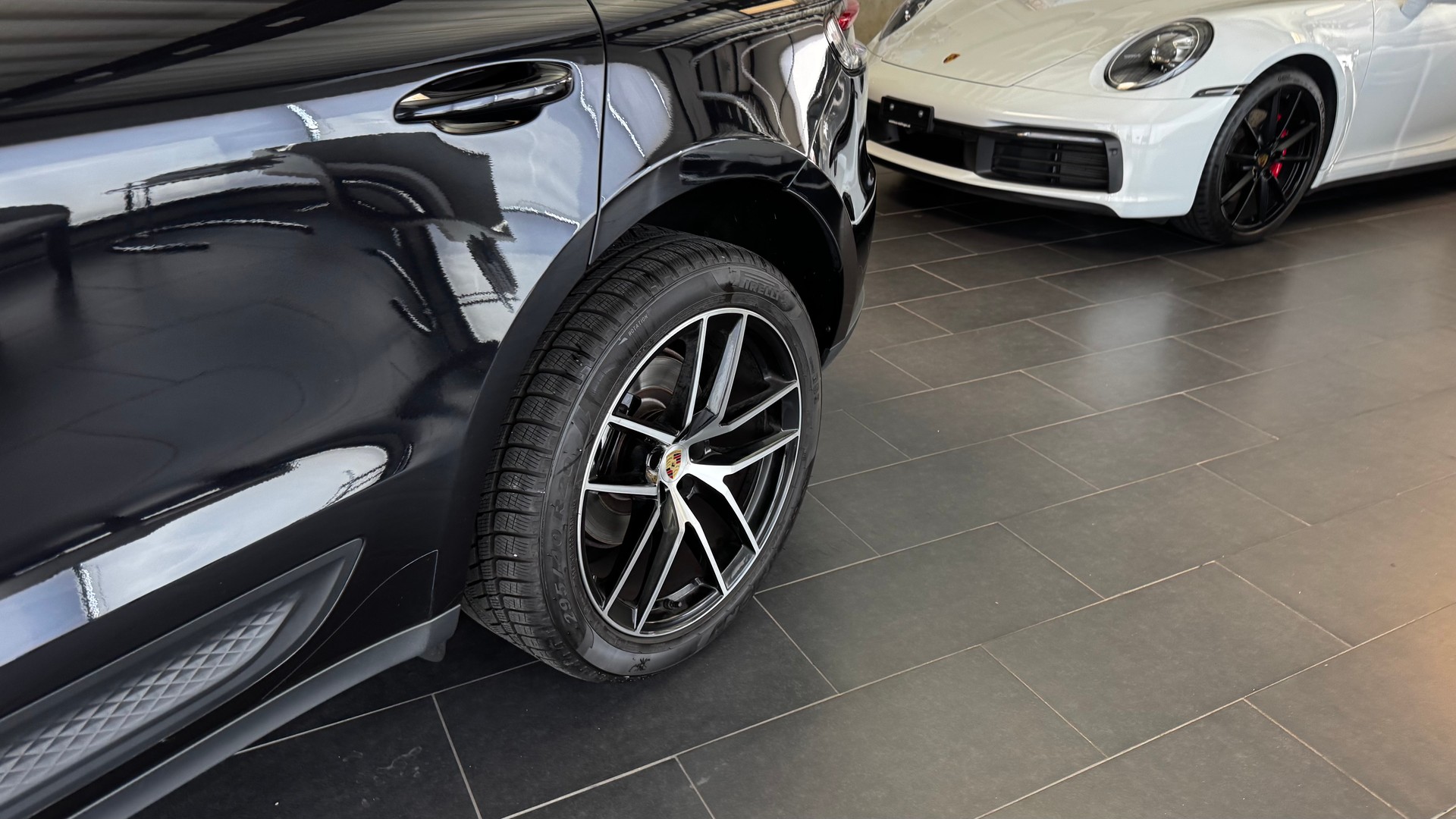PORSCHE Macan 2.0 T-image-15