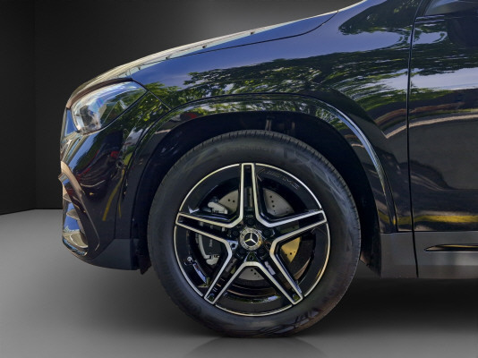 MERCEDES-BENZ GLA 180 7G-DCT-image-5