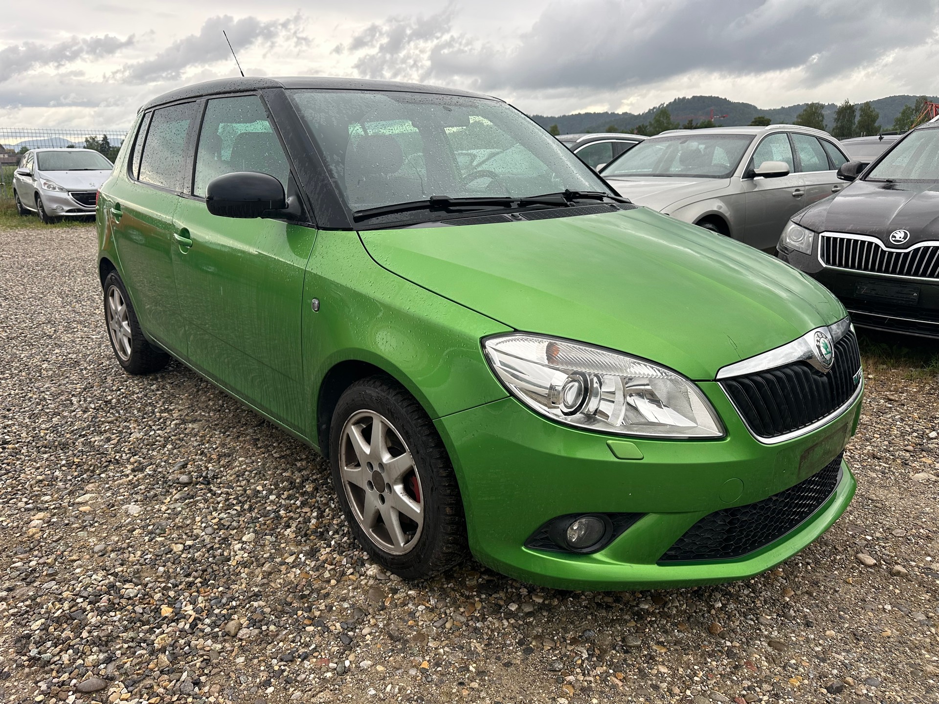 SKODA Fabia 1.4 TSI RS DSG-image-2