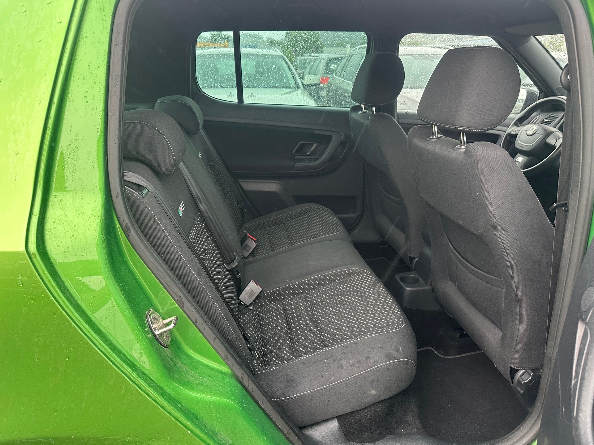 SKODA Fabia 1.4 TSI RS DSG-image-11