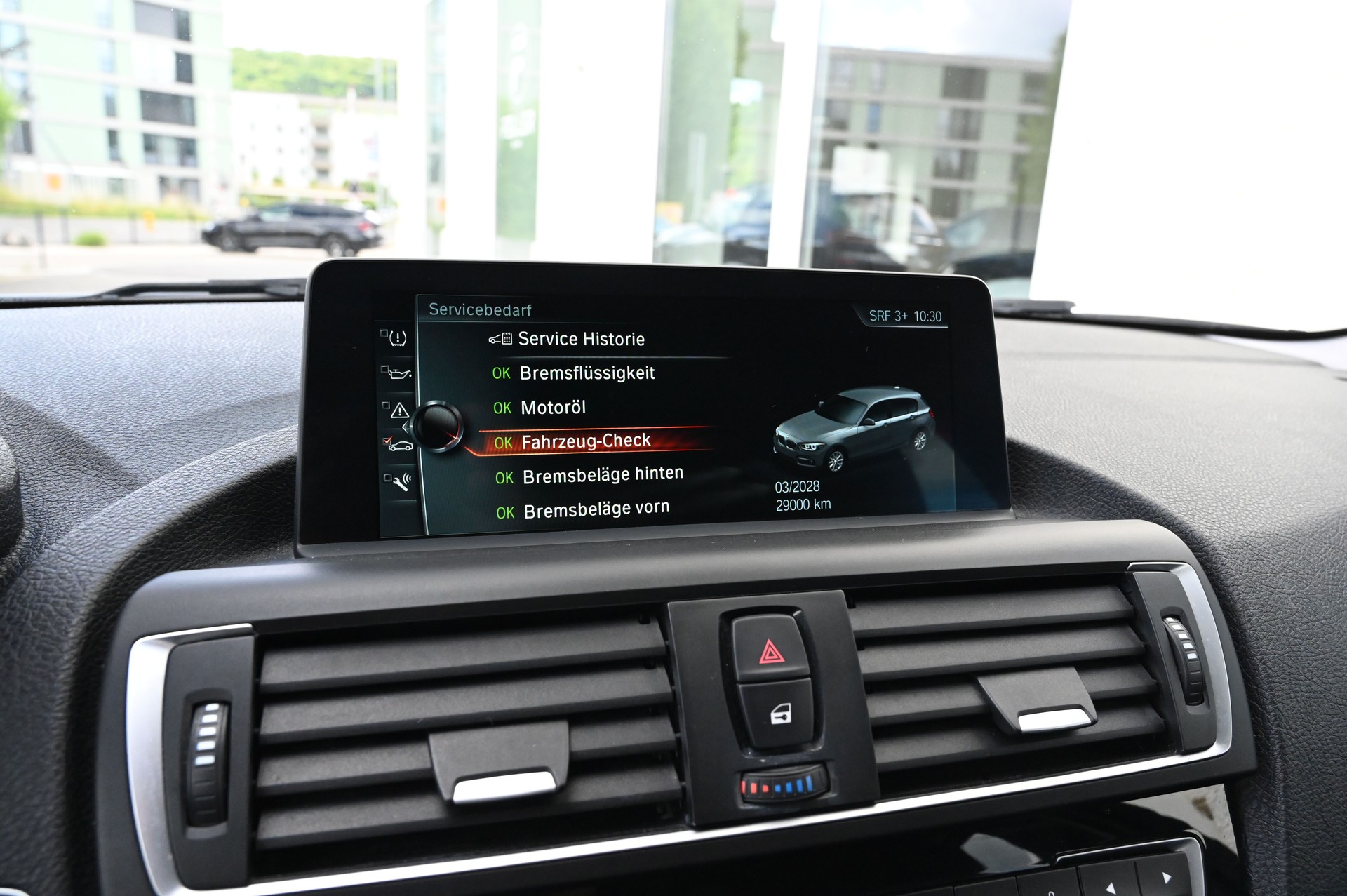 BMW 116d Urban Line Steptronic-image-19