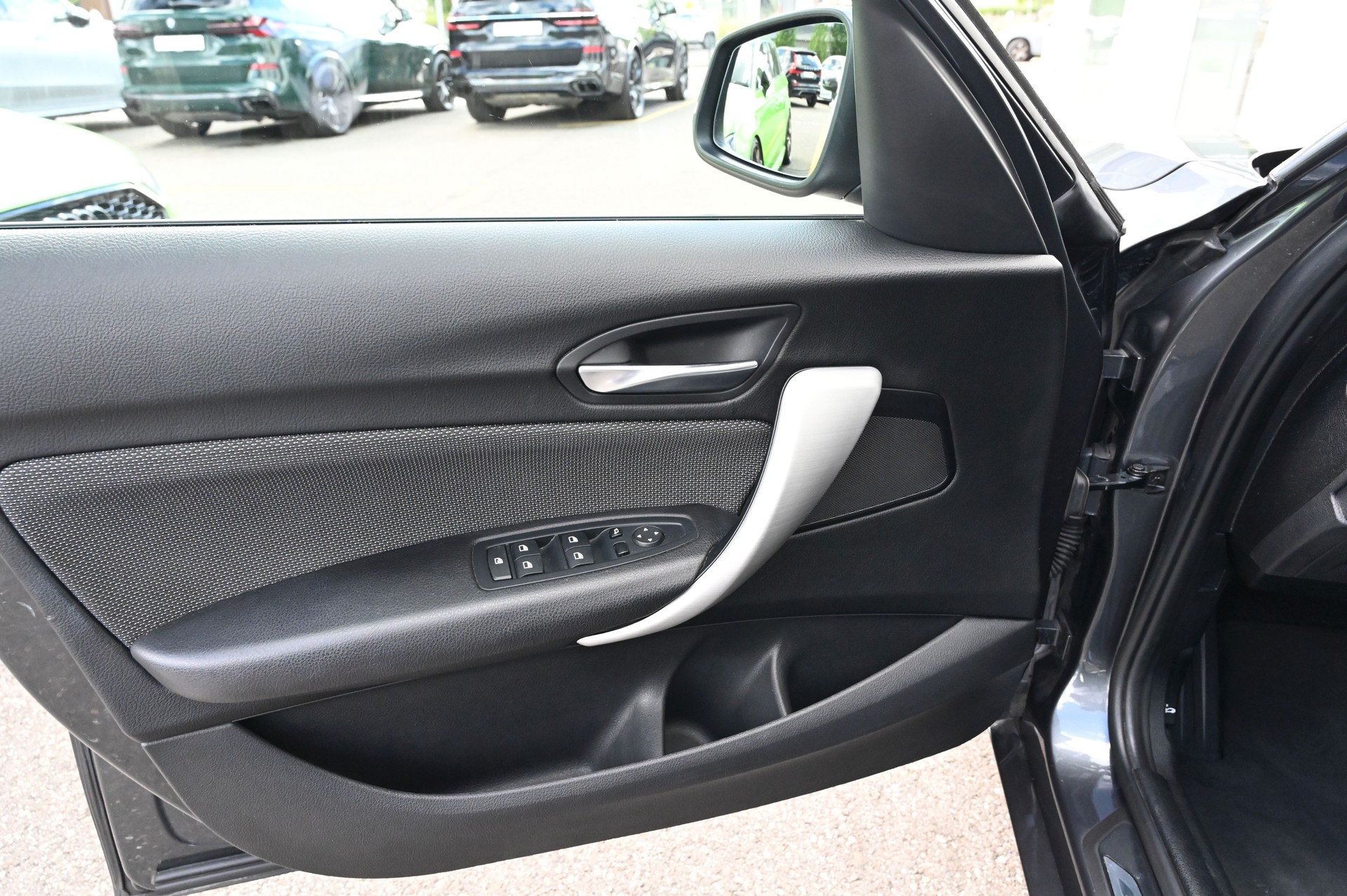 BMW 116d Urban Line Steptronic-image-9