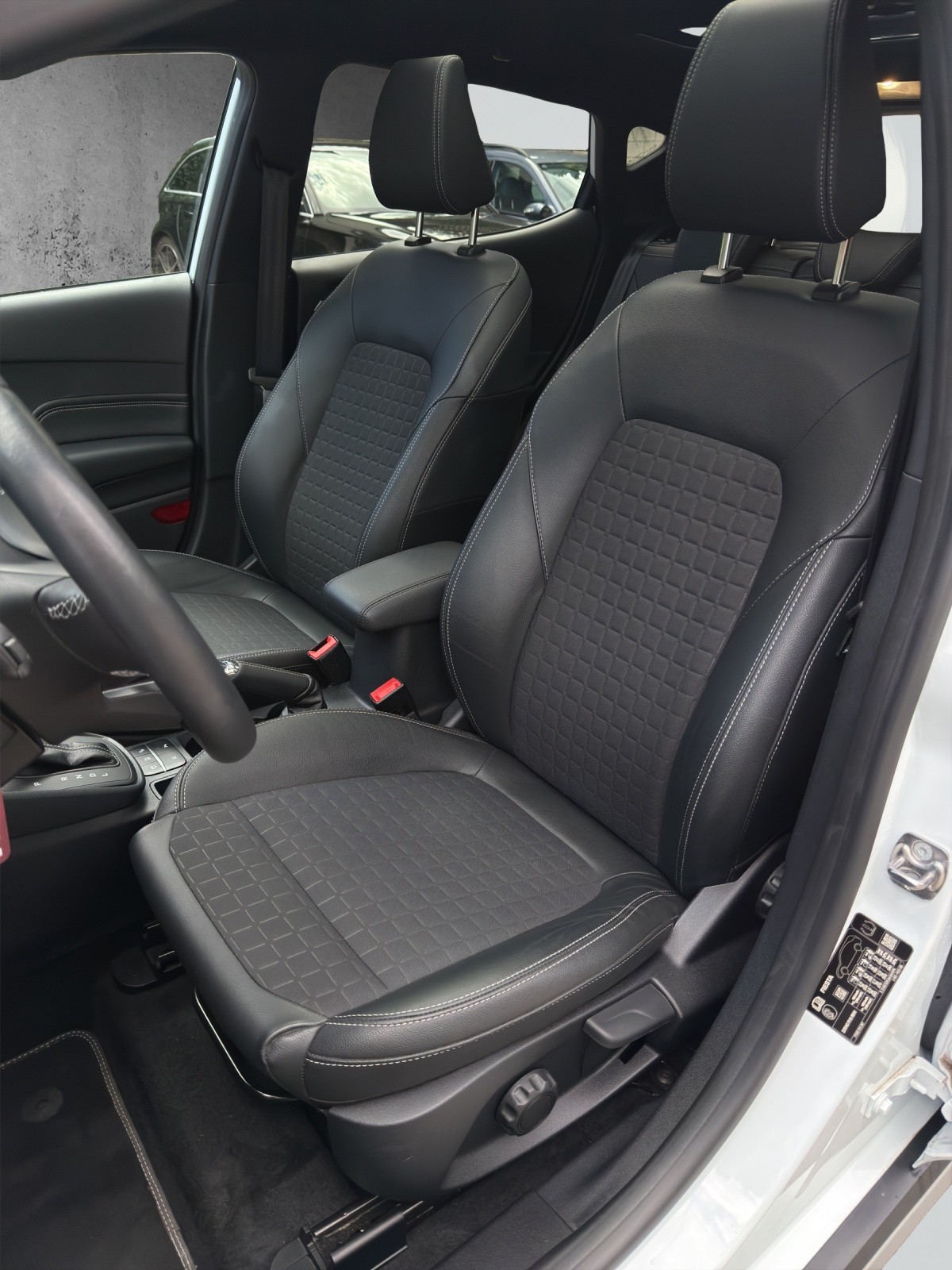 FORD Fiesta 1.0 SCTi Active X Automat-image-9