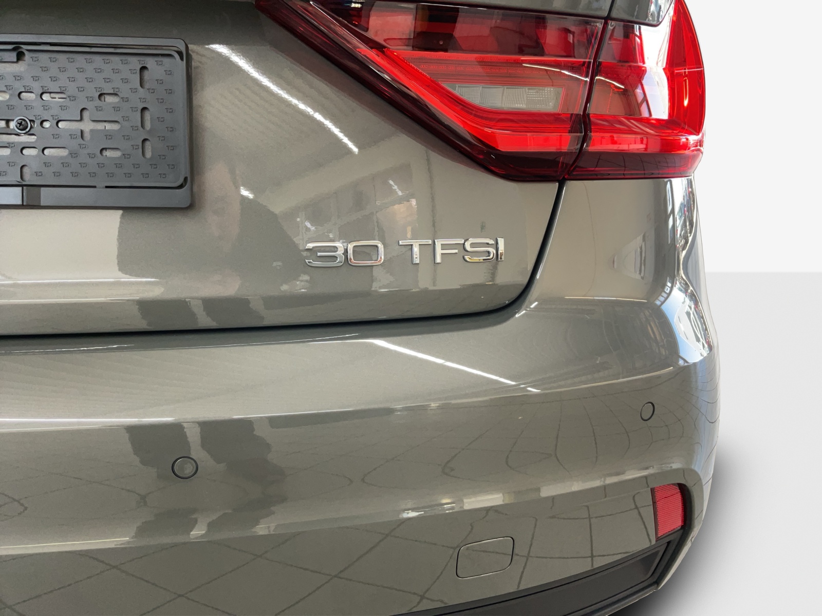 AUDI A1 Sportback 30 TFSI Attraction S-tronic-image-14