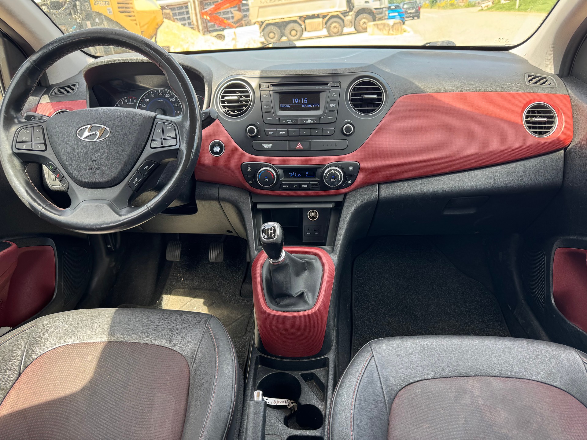 HYUNDAI i10 1.2 Amplia-image-8