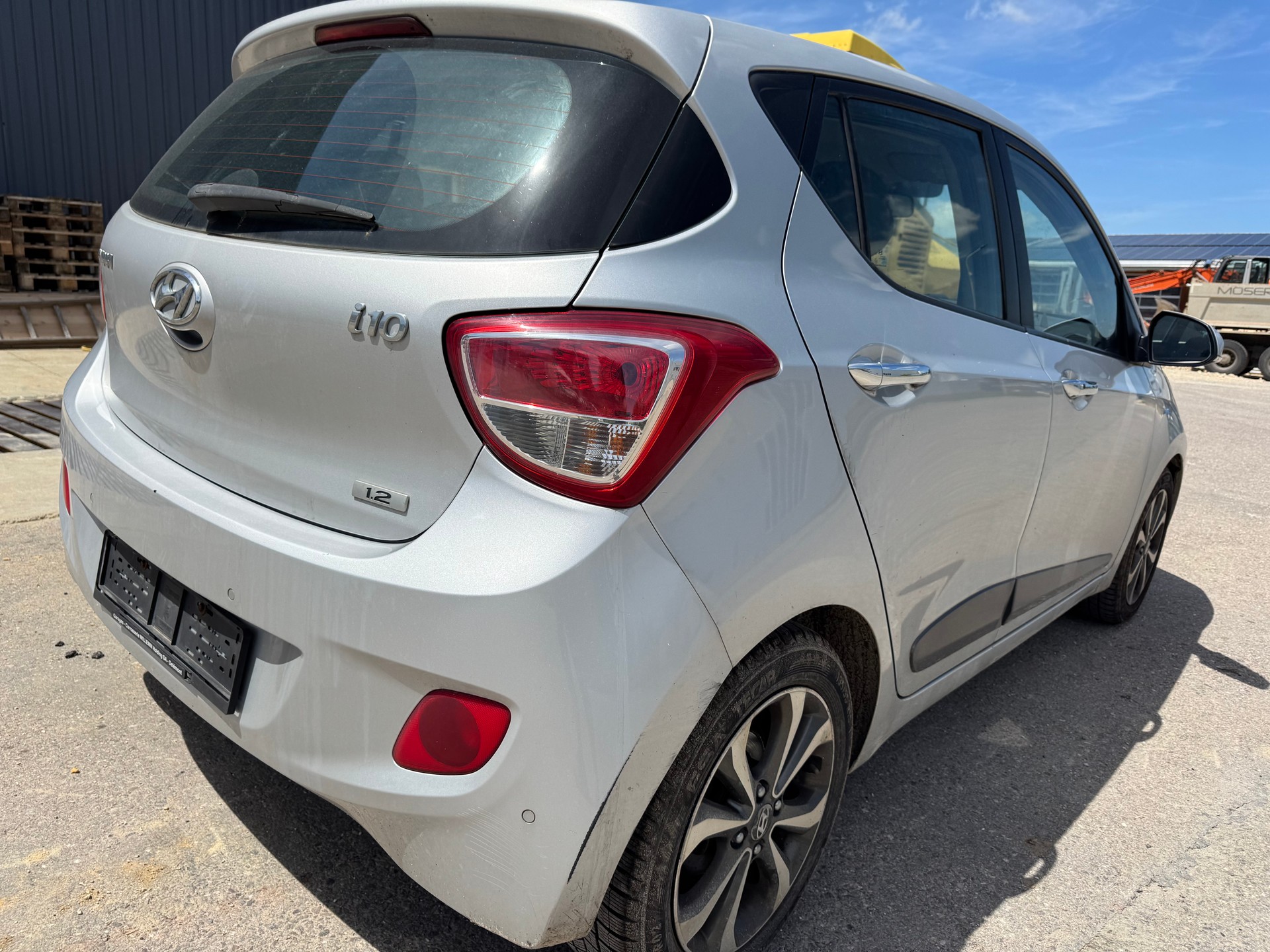 HYUNDAI i10 1.2 Amplia-image-3