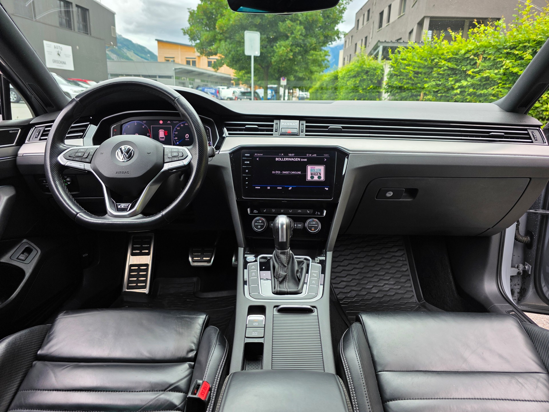 VW Passat 2.0 TDI BMT R-Line Edition 4Motion DSG-image-9