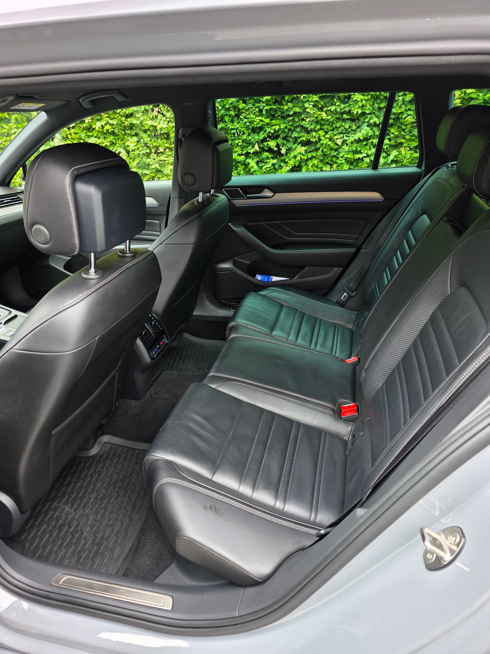 VW Passat 2.0 TDI BMT R-Line Edition 4Motion DSG-image-13