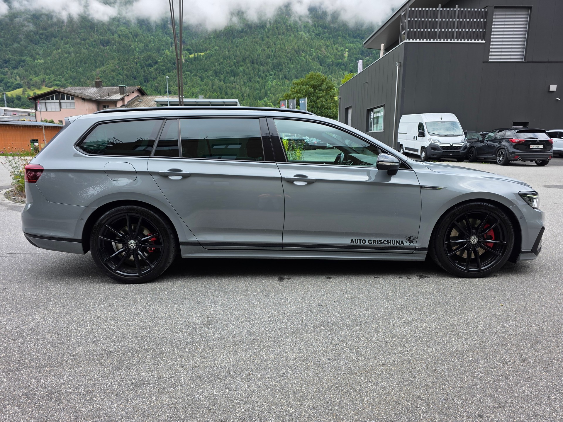 VW Passat 2.0 TDI BMT R-Line Edition 4Motion DSG-image-5