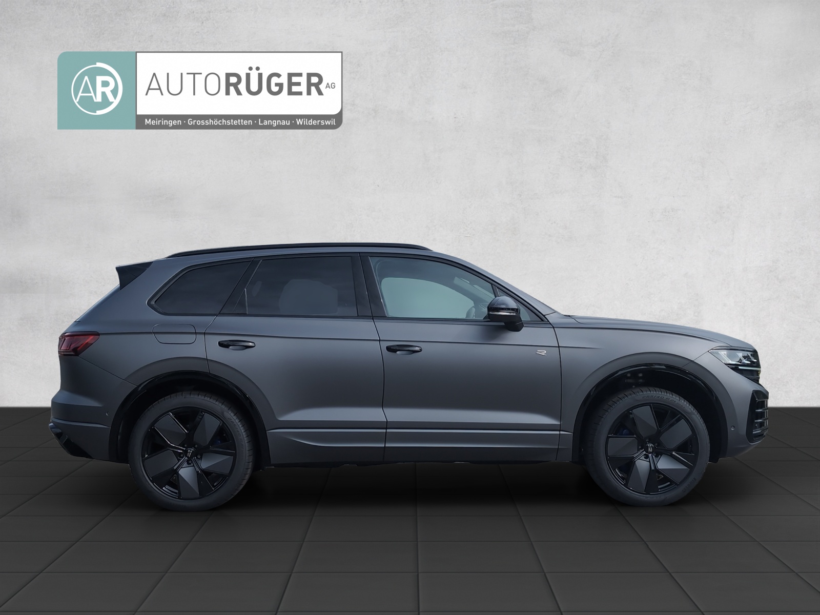 VW Touareg R Final Edition 3.0TSI 462PS 4Motion-image-6
