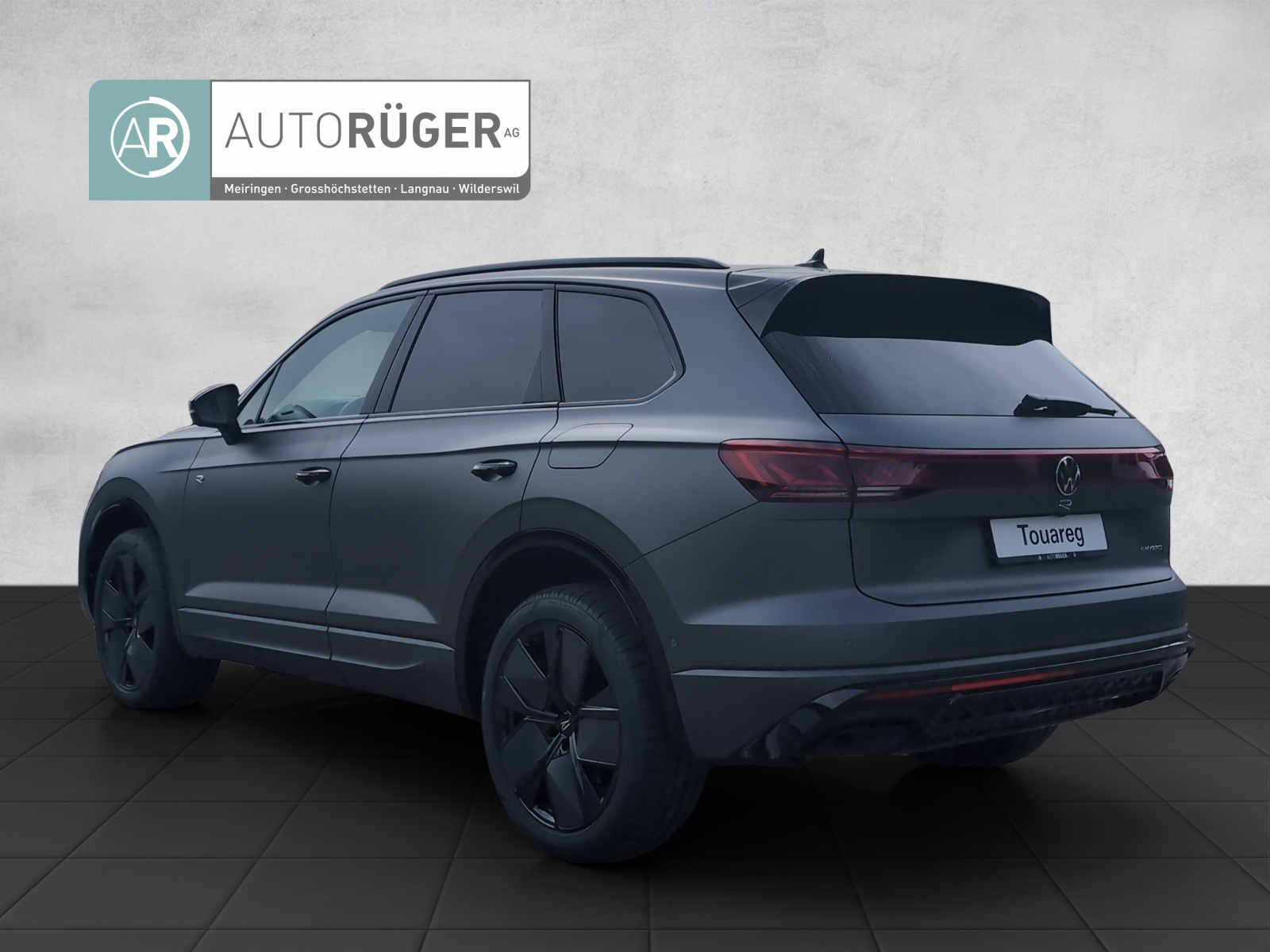 VW Touareg R Final Edition 3.0TSI 462PS 4Motion-image-3