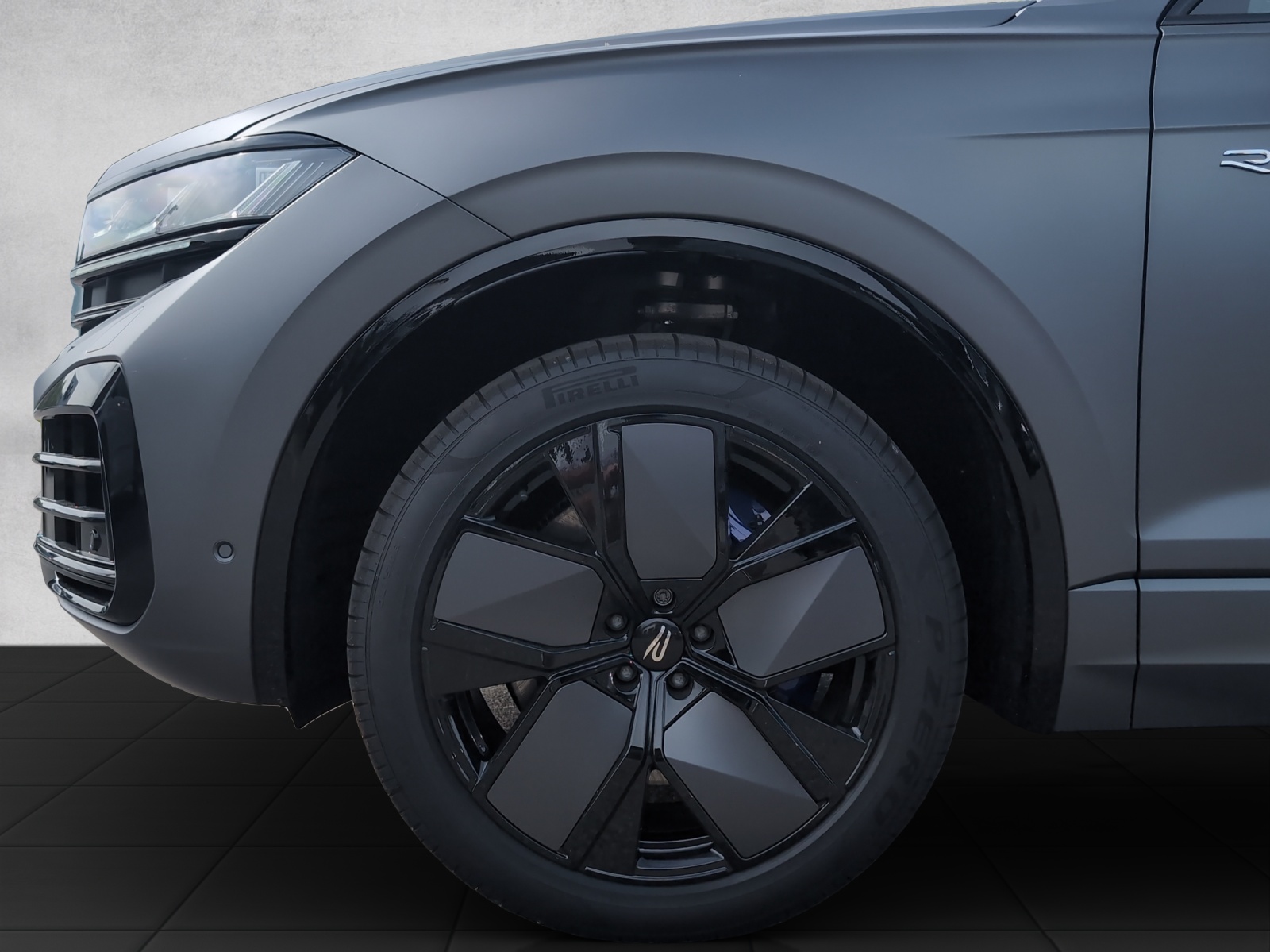 VW Touareg R Final Edition 3.0TSI 462PS 4Motion-image-14