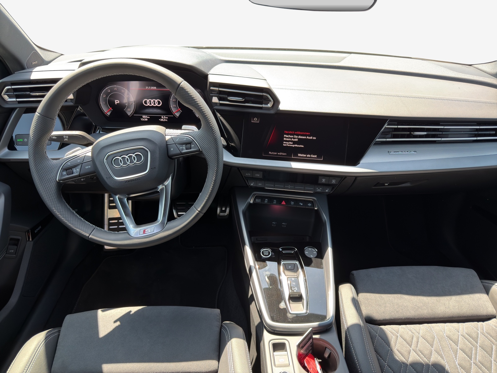 AUDI A3 Sportback TFSI 150 kW quattro S line S tronic-image-8