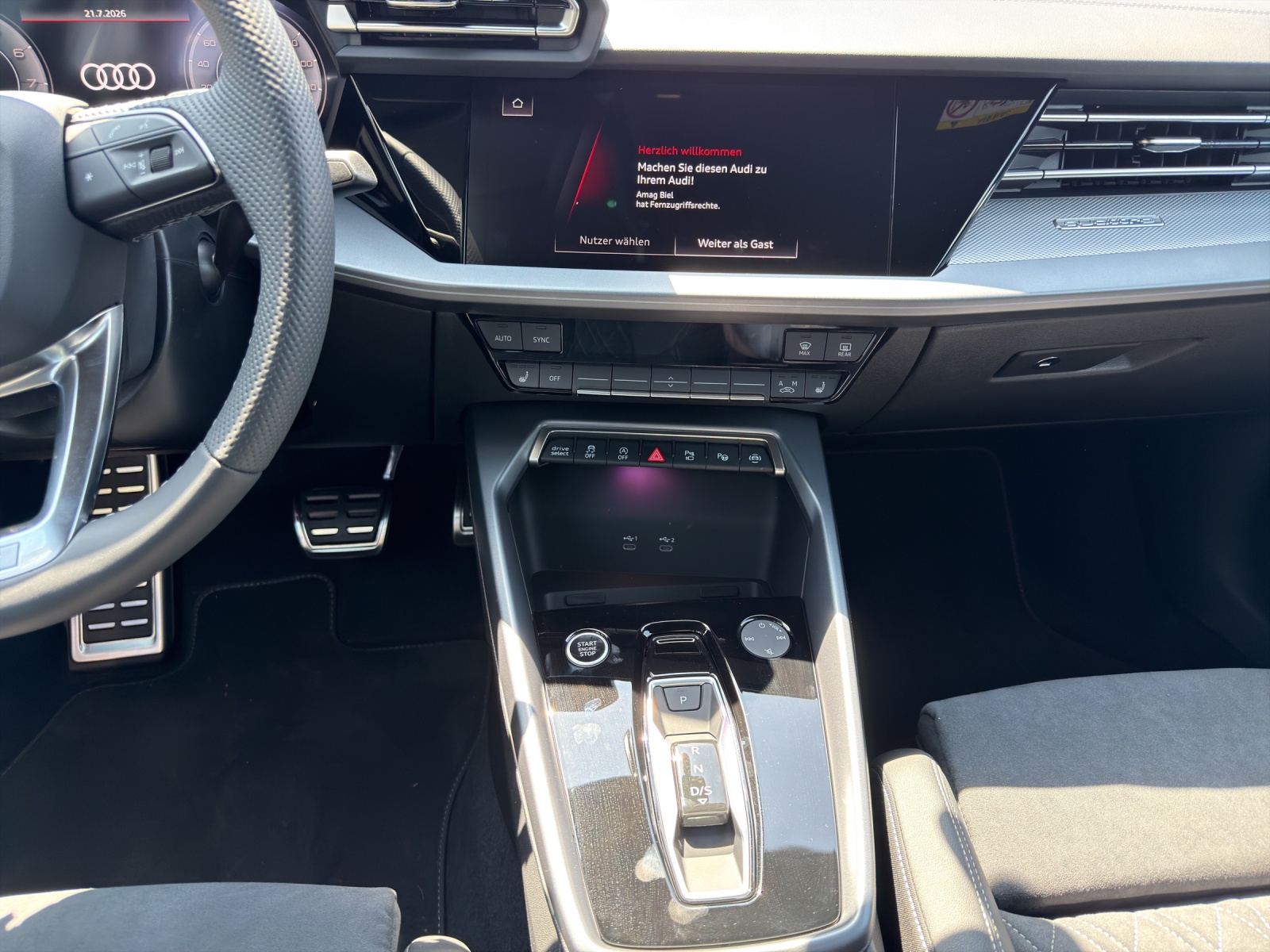 AUDI A3 Sportback TFSI 150 kW quattro S line S tronic-image-10