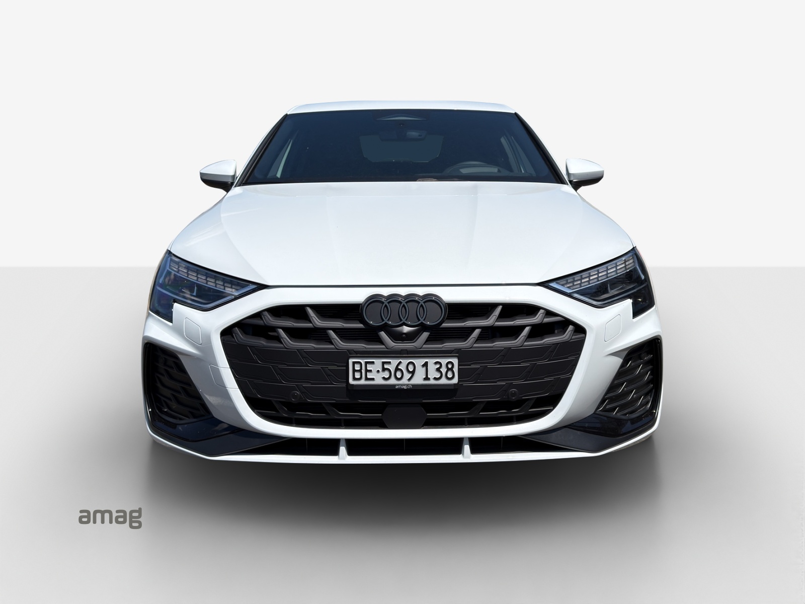 AUDI A3 Sportback TFSI 150 kW quattro S line S tronic-image-6