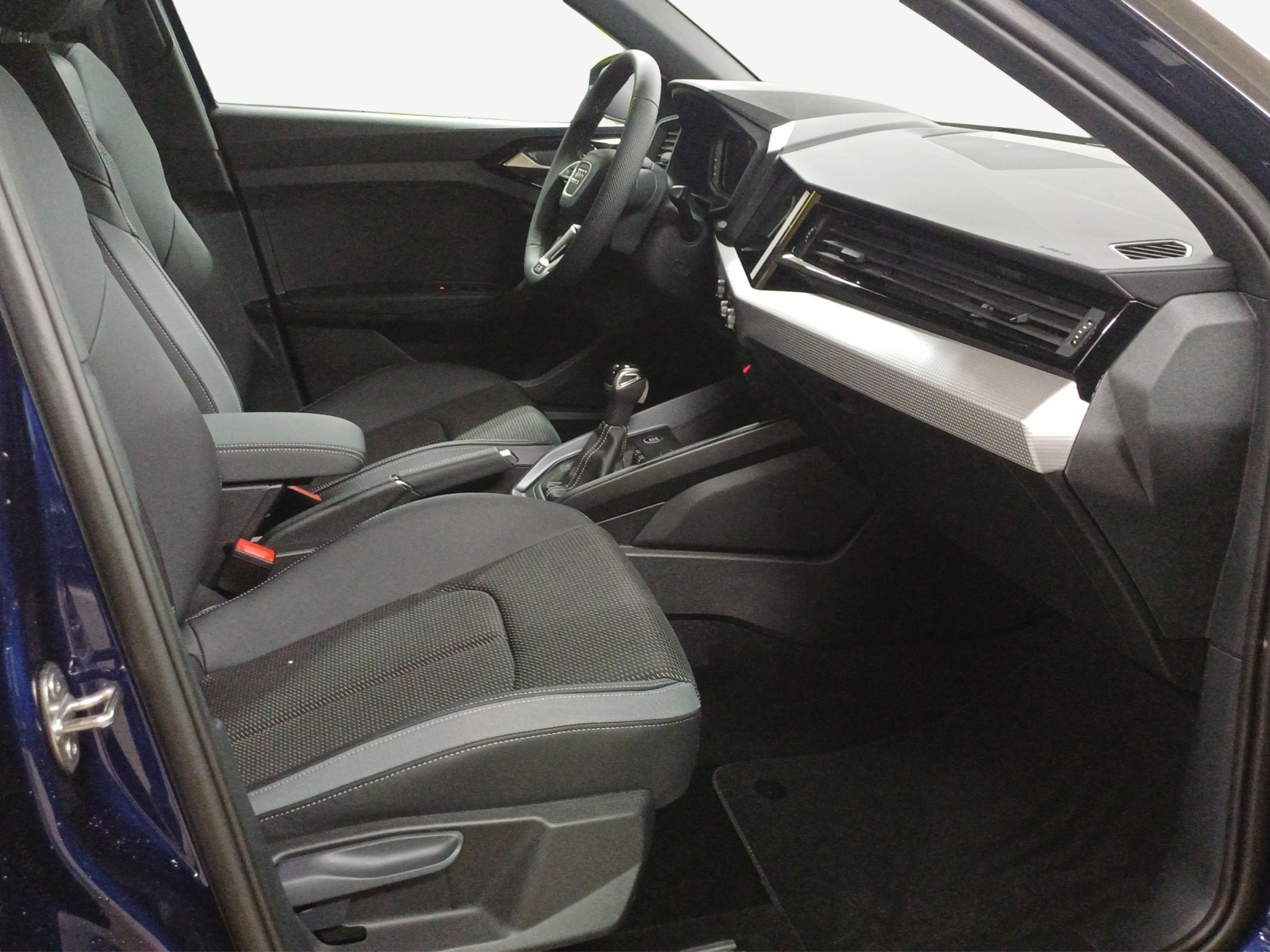 AUDI A1 Sportback 30 TFSI S Line S-tronic-image-13