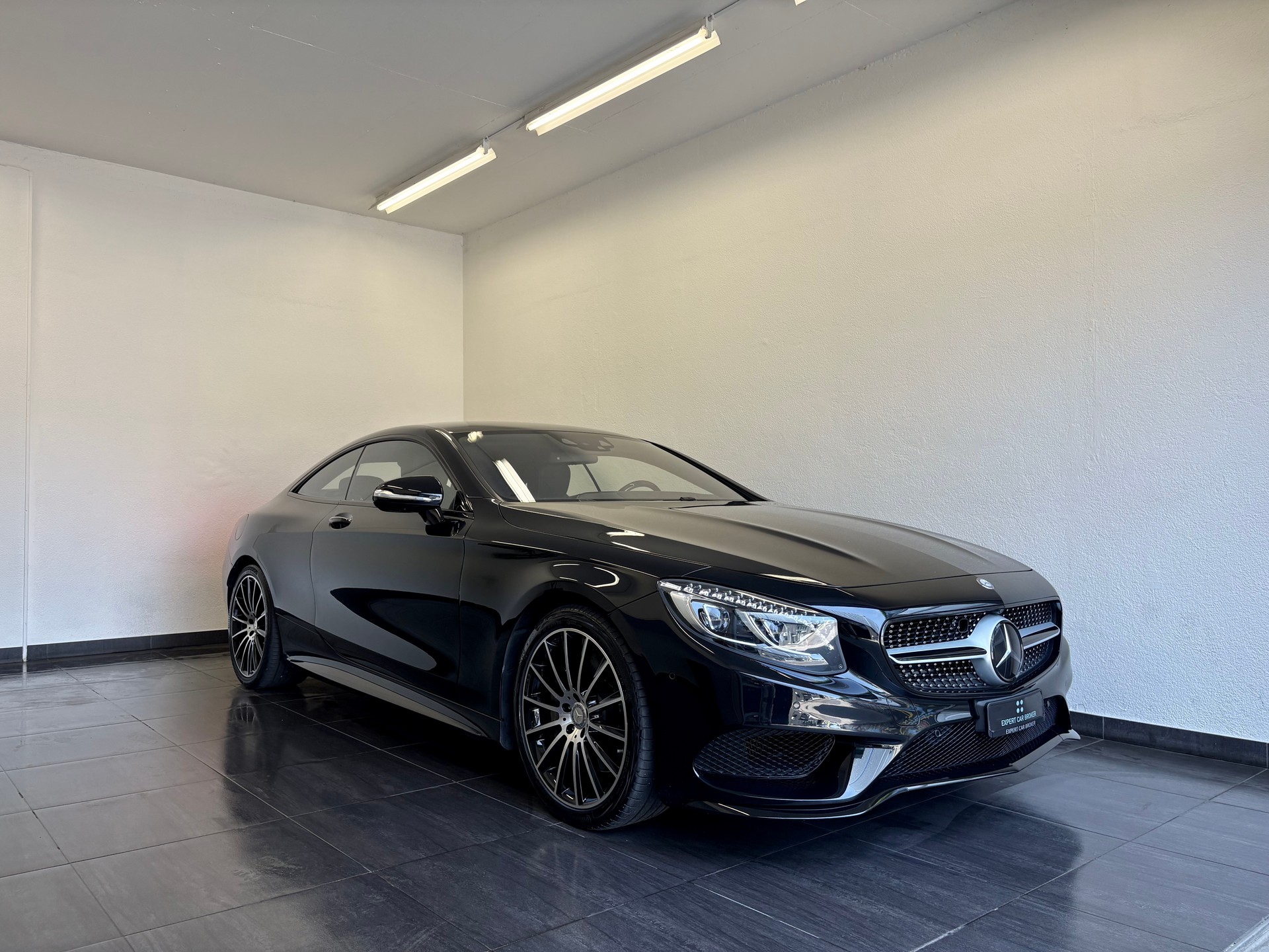 MERCEDES-BENZ S 500 Coupé 4Matic 9G-Tronic-image-2