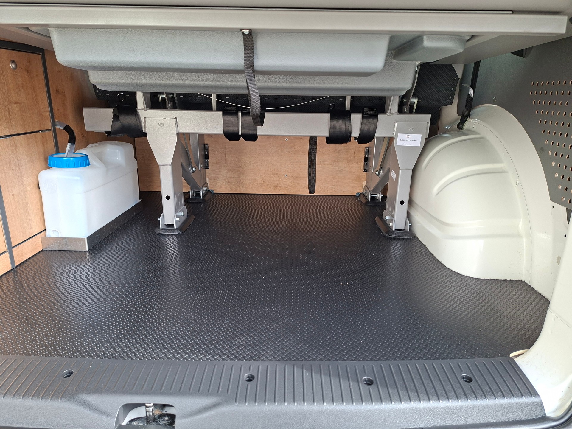 VW T6 2.0 TDI MareMonti COMFORT Camper 5Sitze-image-13