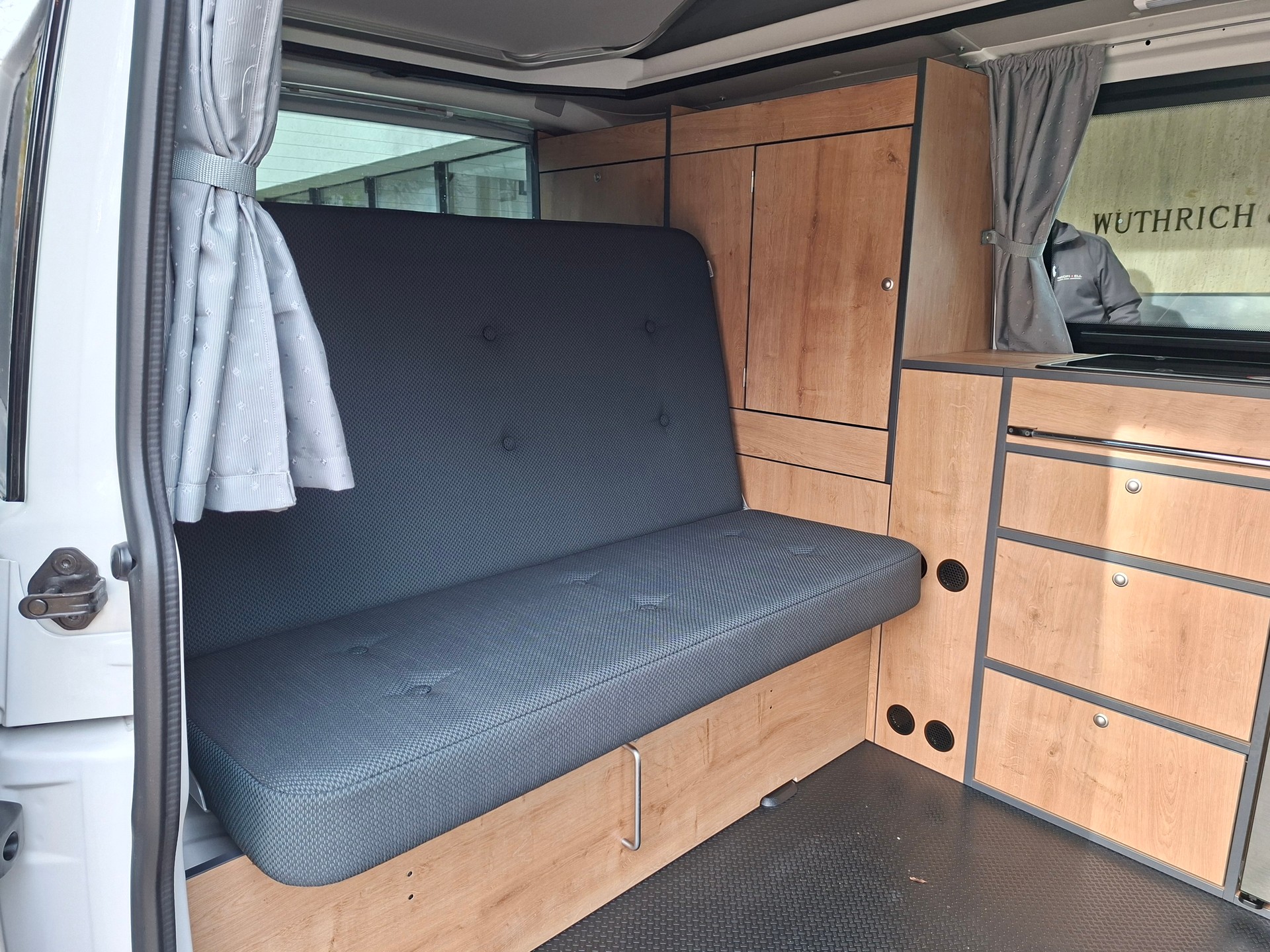 VW T6 2.0 TDI MareMonti COMFORT Camper 5Sitze-image-9