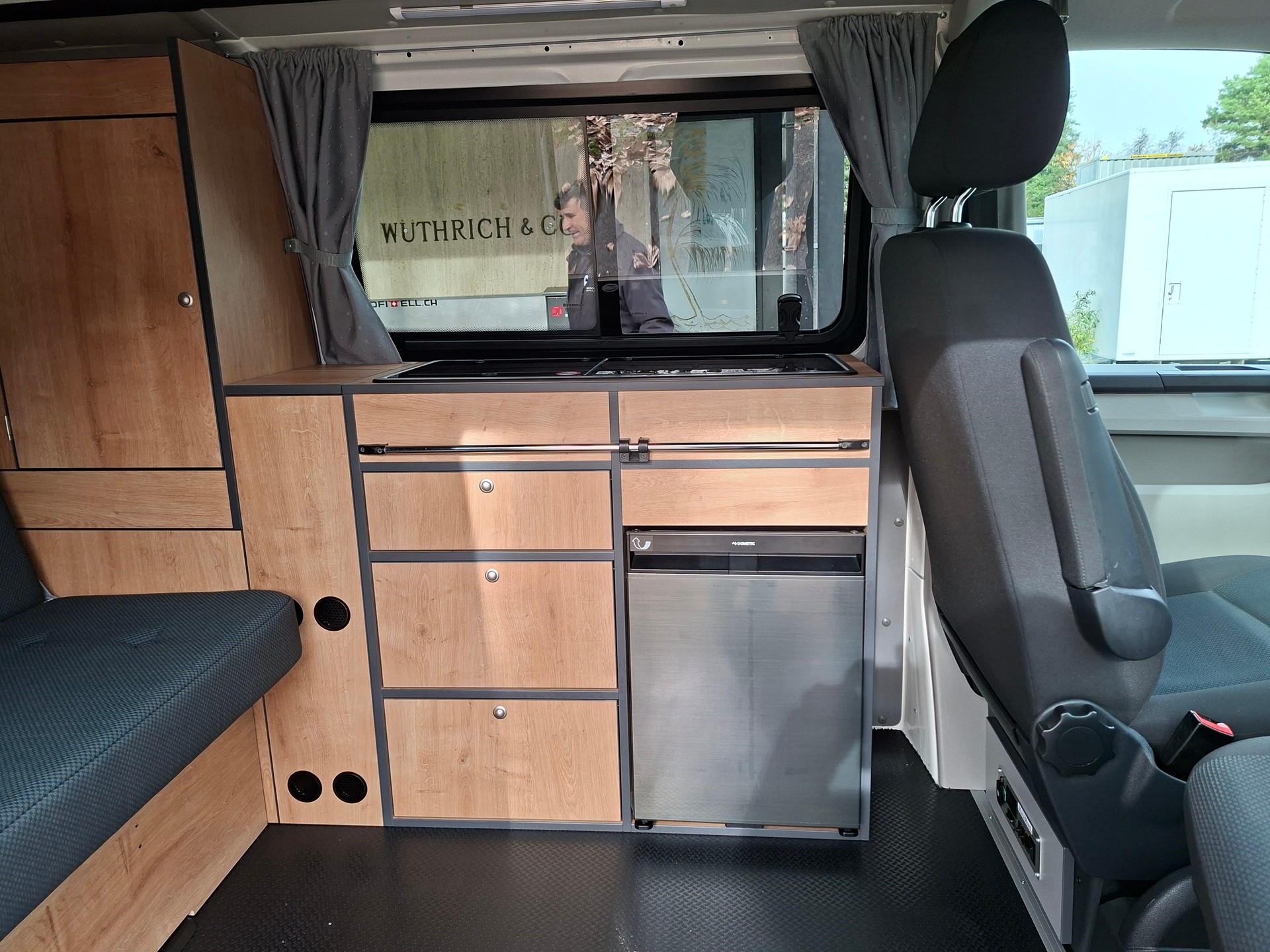 VW T6 2.0 TDI MareMonti COMFORT Camper 5Sitze-image-8
