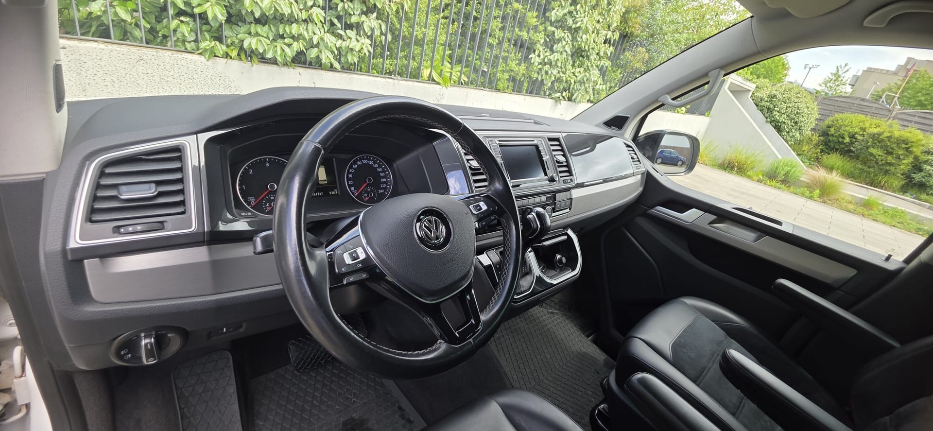 VW 2.0 TDI 204 CL Ed. 30 DSG 4m-image-2