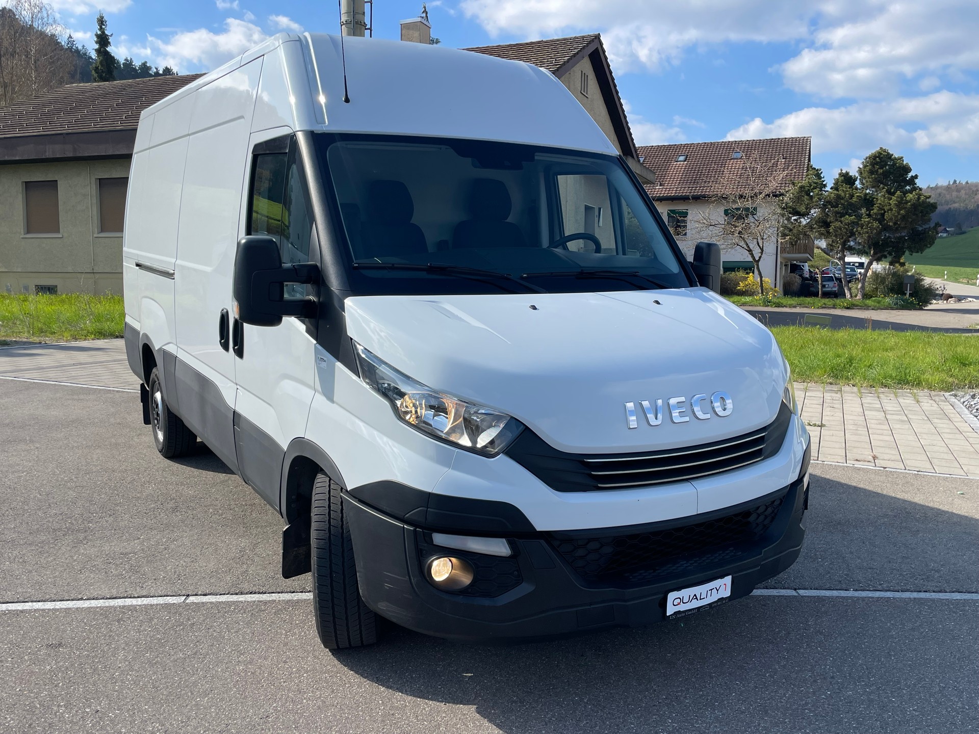 IVECO ***Frisch MFK***AUTOMAT***-image-1