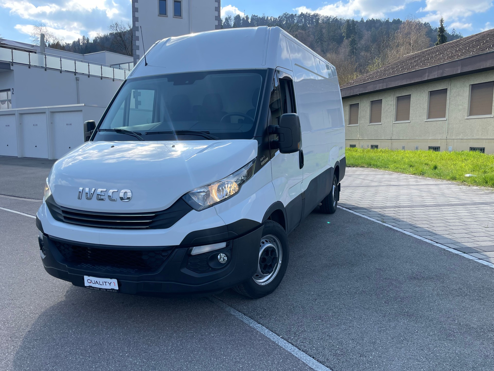 IVECO ***Frisch MFK***AUTOMAT***-image-0