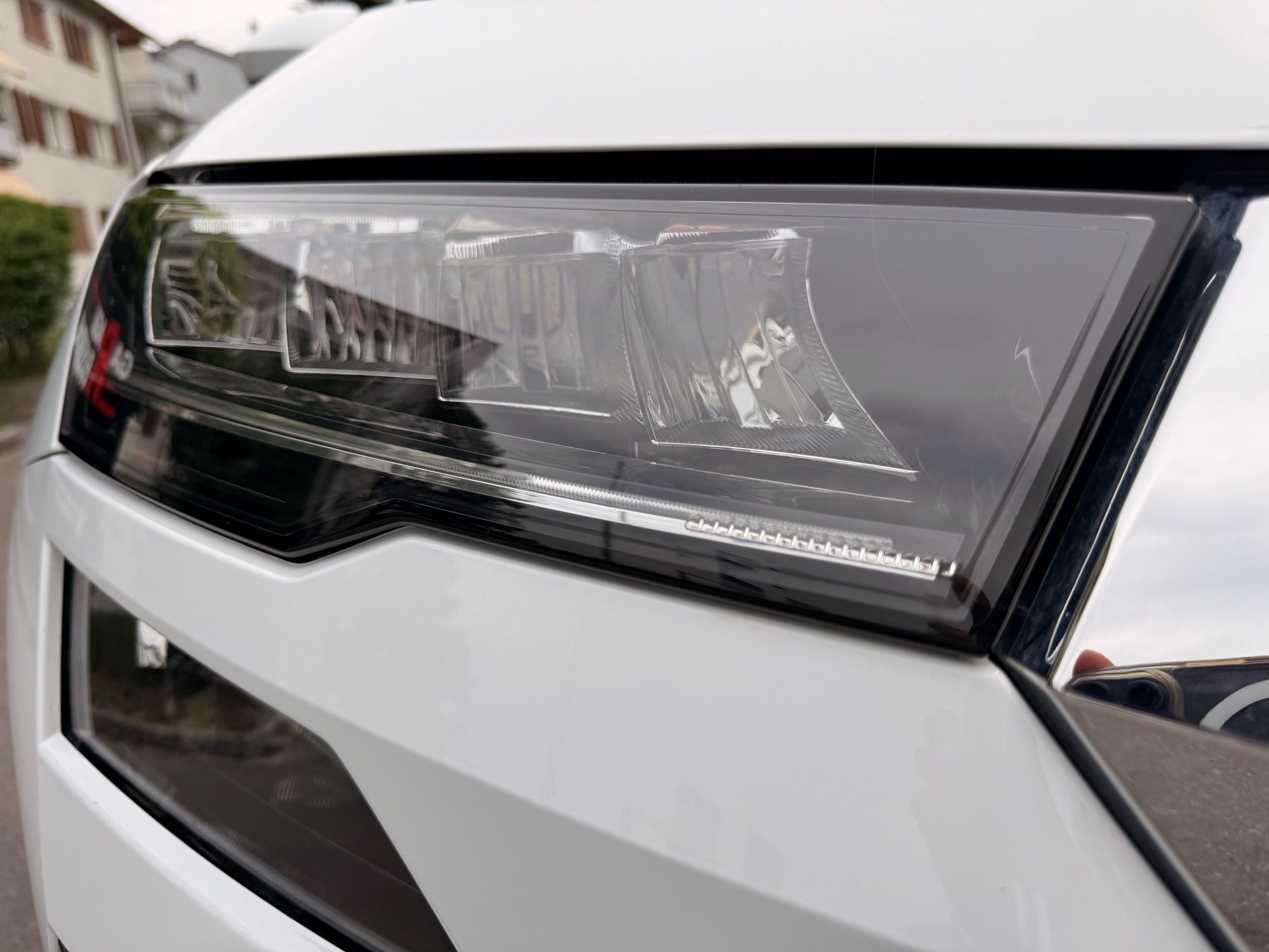 SKODA Karoq Selection *** ACC & RÜCKFAHRKAMERA ***-image-6