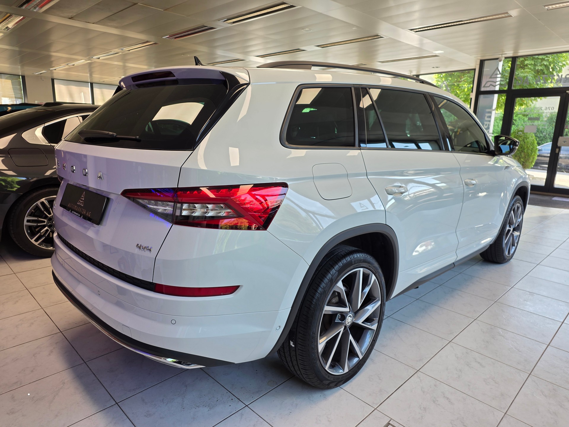 SKODA Kodiaq 2.0 TSI Sportline DSG-image-15