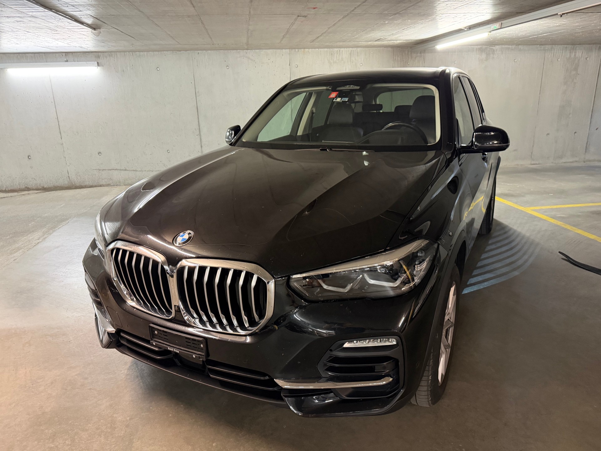 BMW 30d xDrive-image-0