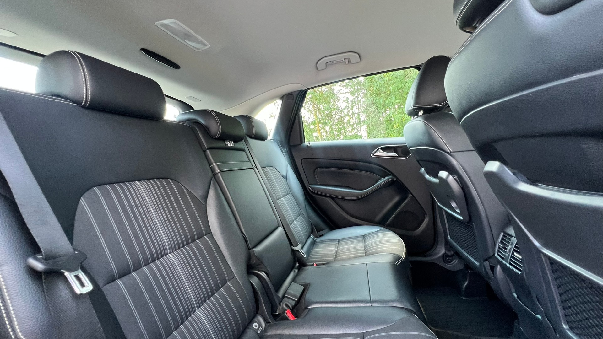 MERCEDES-BENZ B 200 CDI 7G-DCT SPORT l 136 PS-image-28