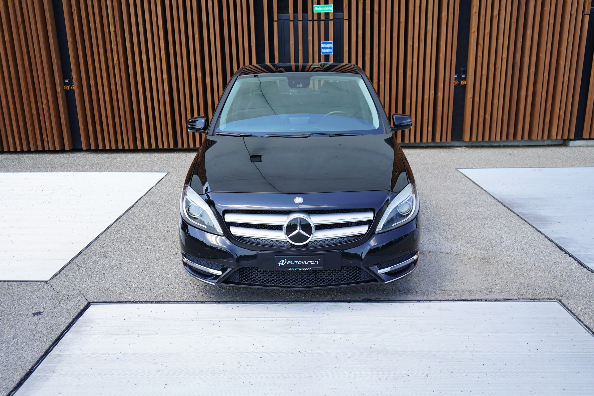 MERCEDES-BENZ B 200 CDI 7G-DCT SPORT l 136 PS-image-11