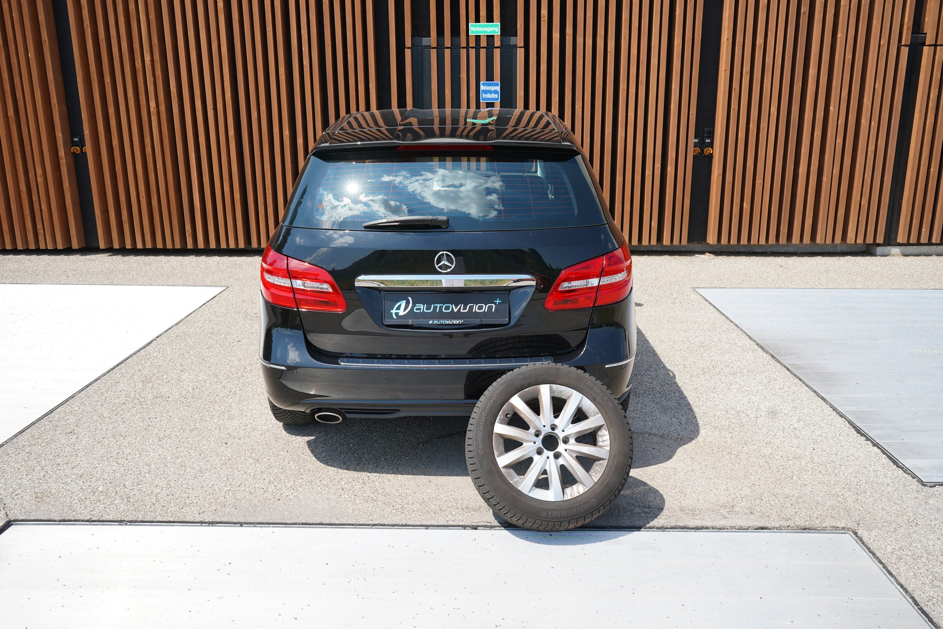 MERCEDES-BENZ B 200 CDI 7G-DCT SPORT l 136 PS-image-17
