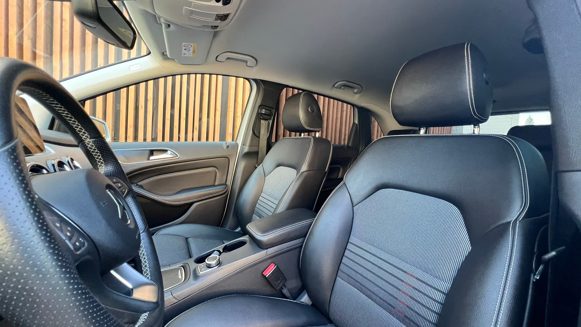 MERCEDES-BENZ B 200 CDI 7G-DCT SPORT l 136 PS-image-24