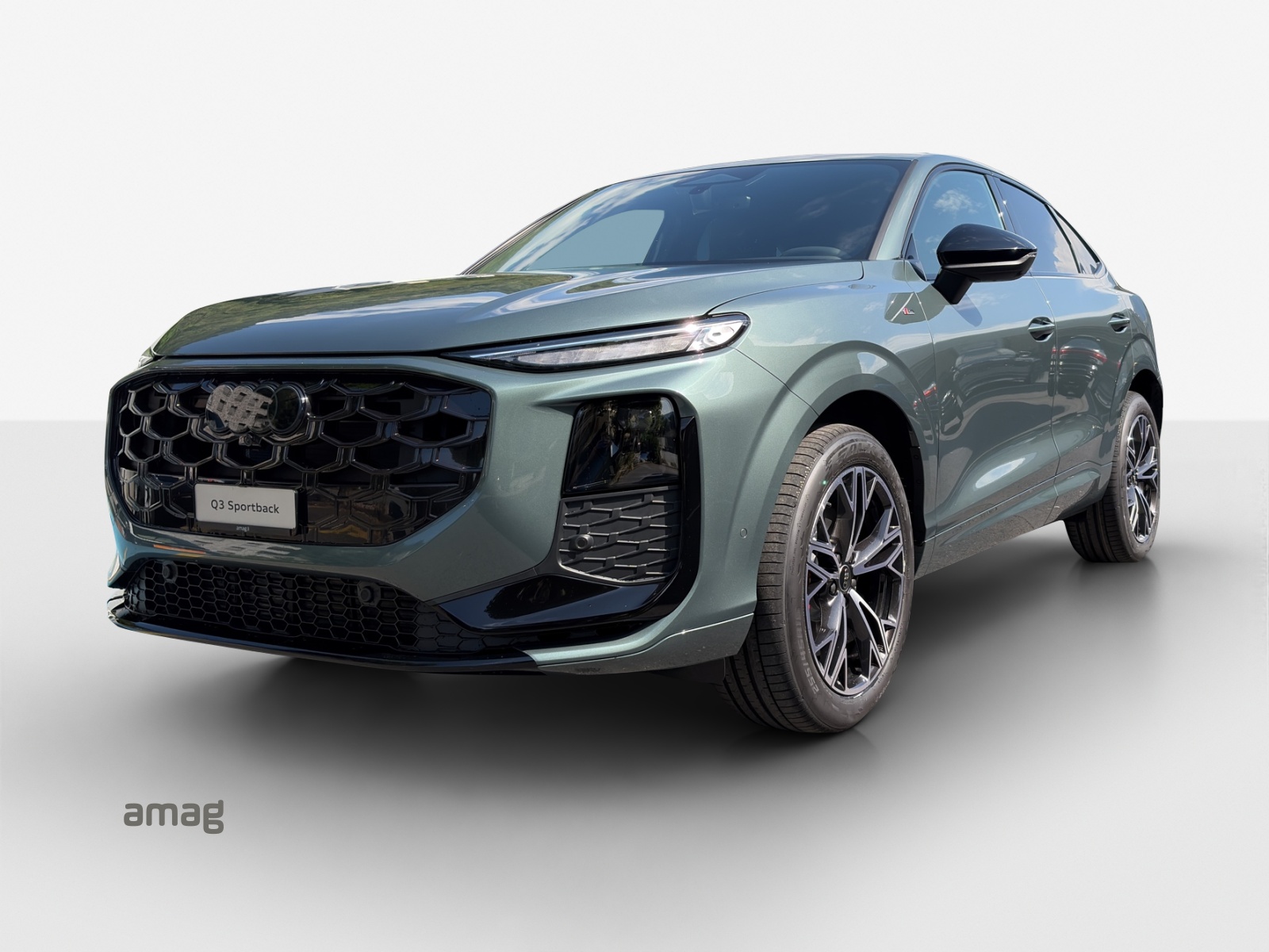 AUDI Q3 Sportback TFSI quattro 195 kW S tronic-image-0