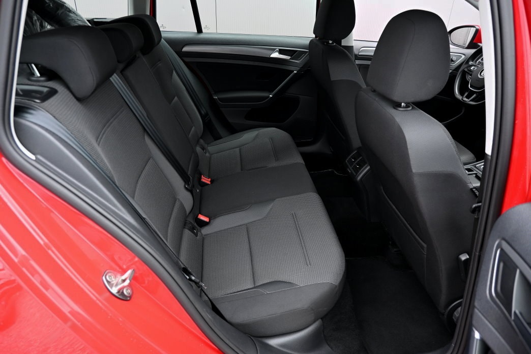 VW Golf Variant 2.0 TDI Comfortline DSG-image-7