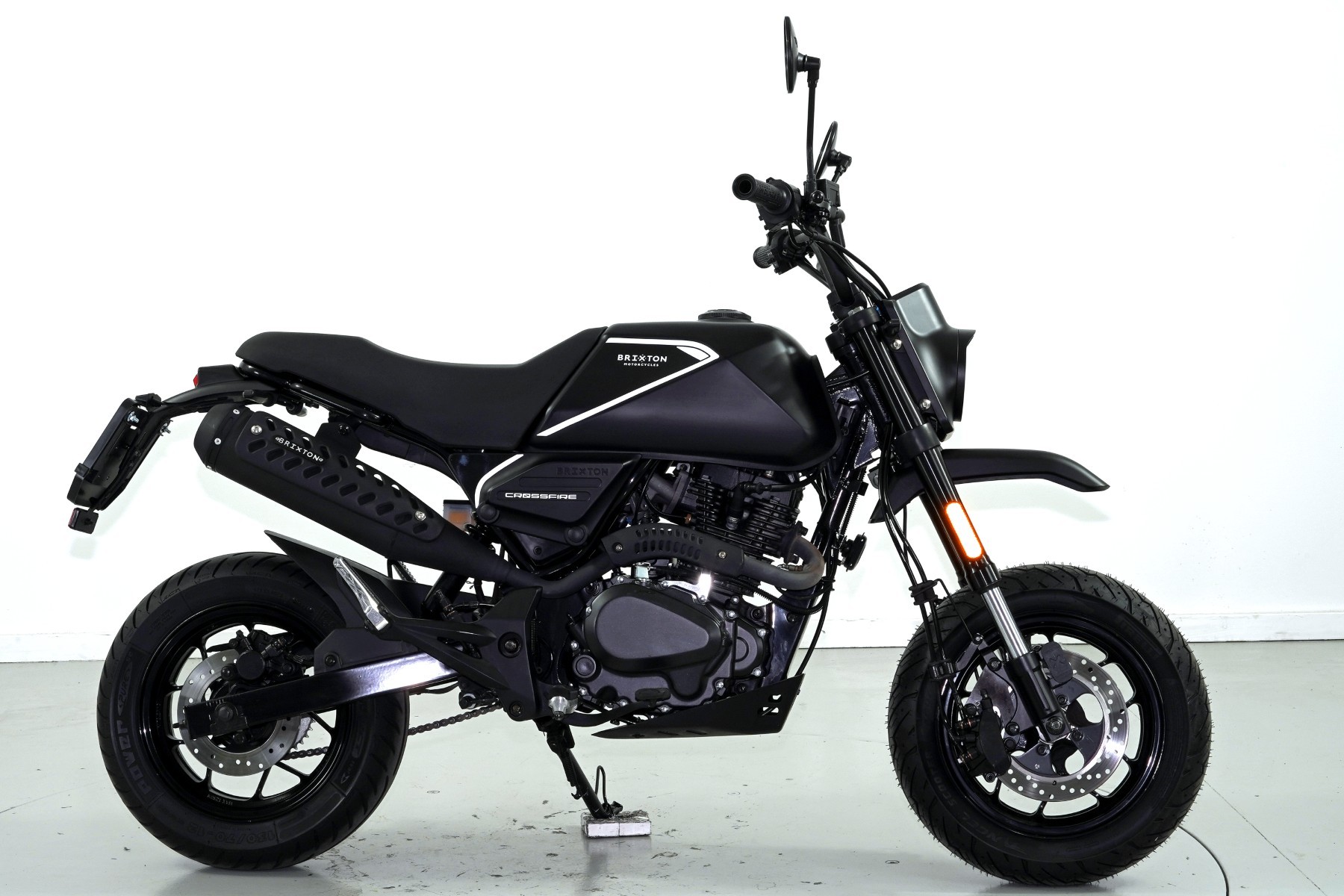 BRIXTON Crossfire 125 XS-showroom-element-3