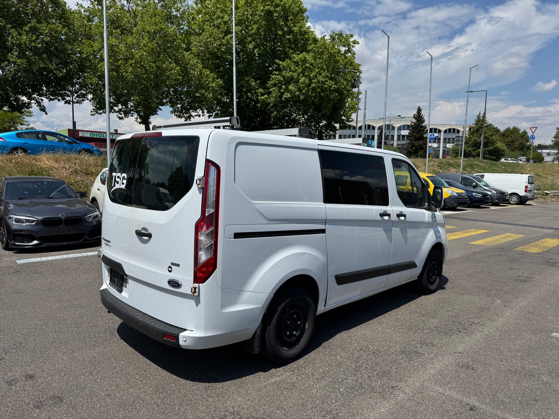 FORD Transit Custom Van 280 L1H1 Ambiente-image-5