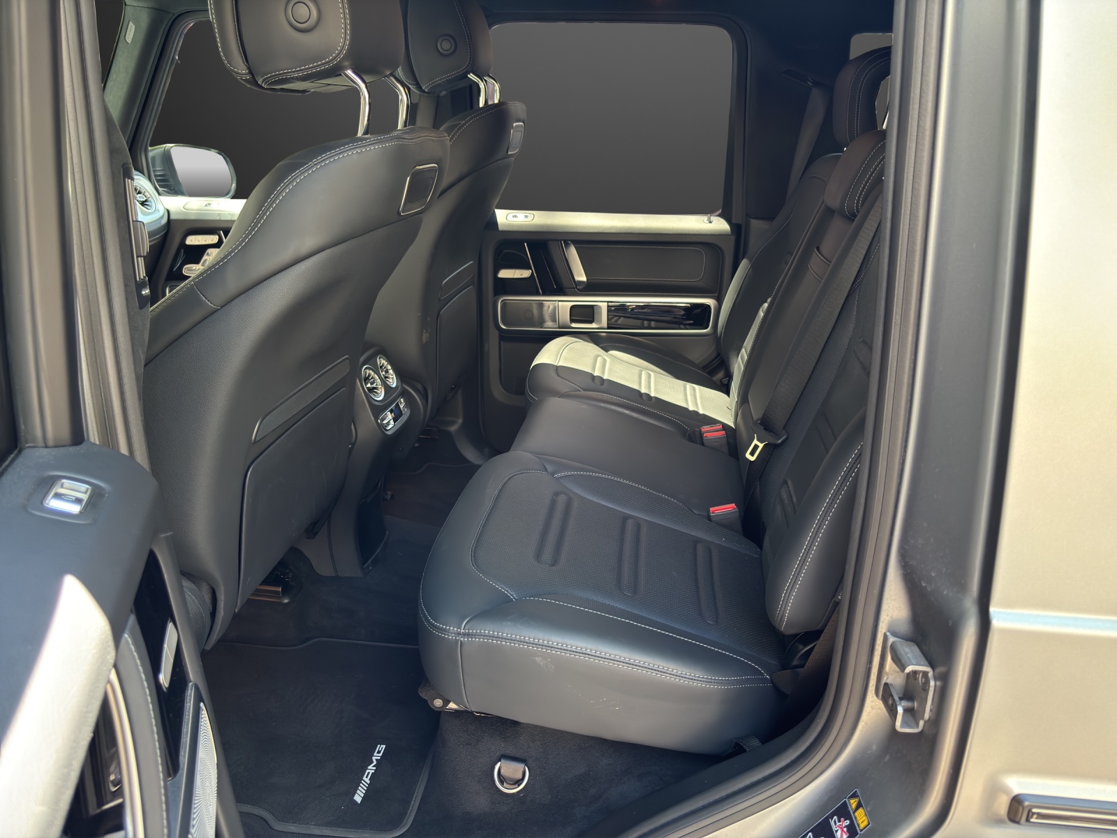 MERCEDES-BENZ G 500 AMG Line 9G-Tronic-image-14