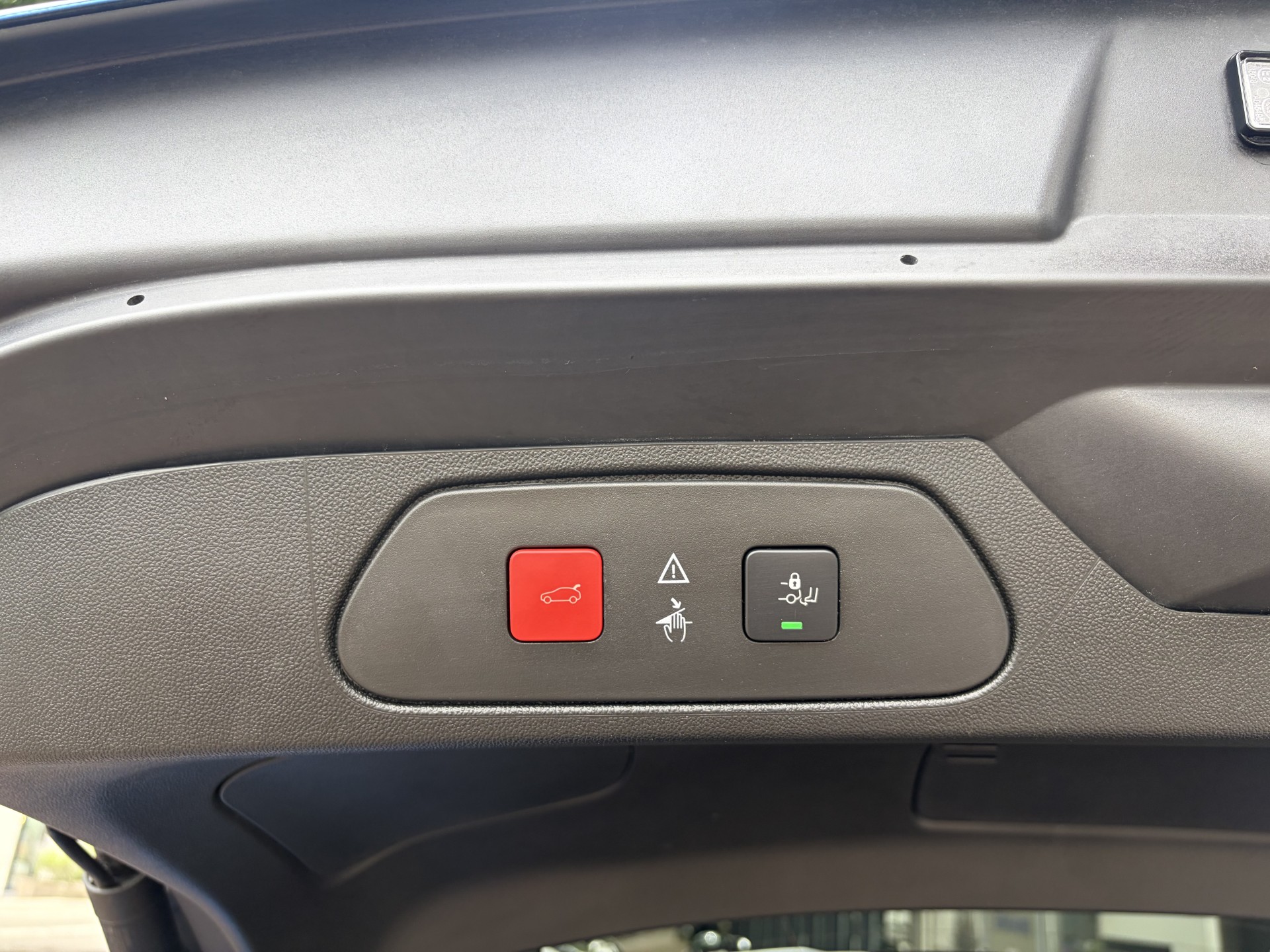 OPEL Grandland X 2.0CDTi Ultimate Automatik-image-10