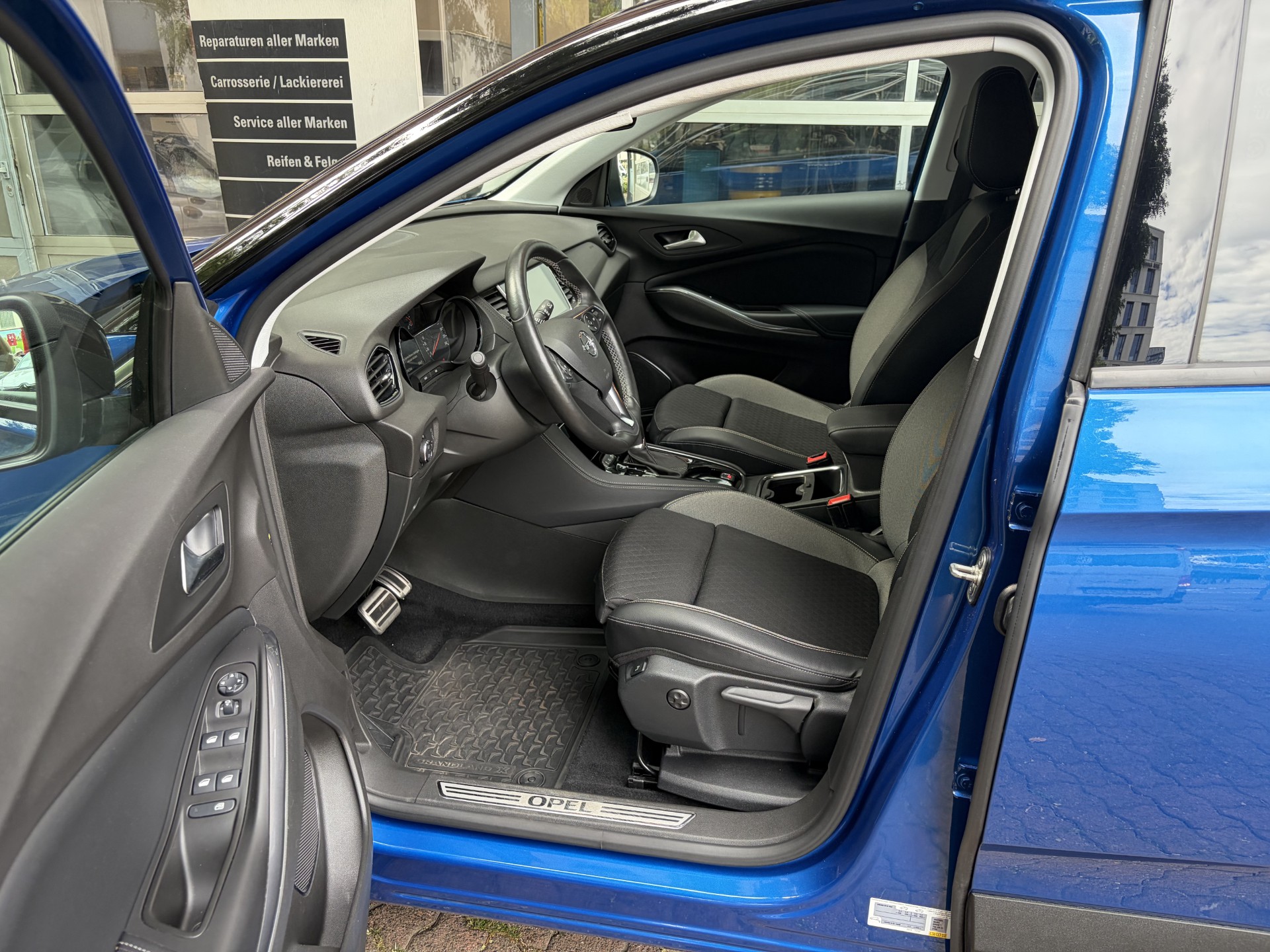 OPEL Grandland X 2.0CDTi Ultimate Automatik-image-6